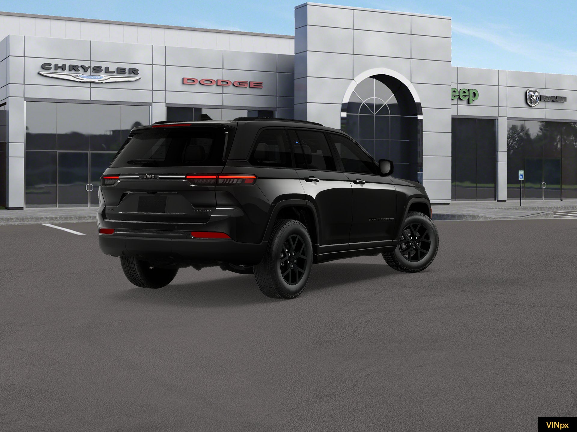 2027 Jeep Grand Cherokee GRAND CHEROKEE LAREDO X 4X4