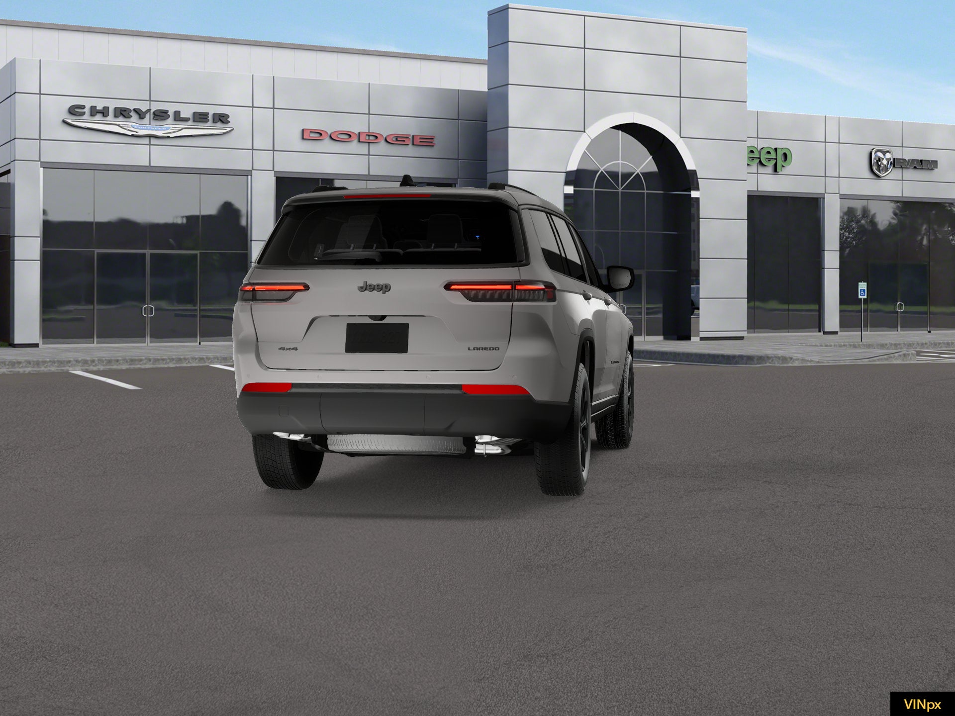 2027 Jeep Grand Cherokee GRAND CHEROKEE LAREDO X 4X4