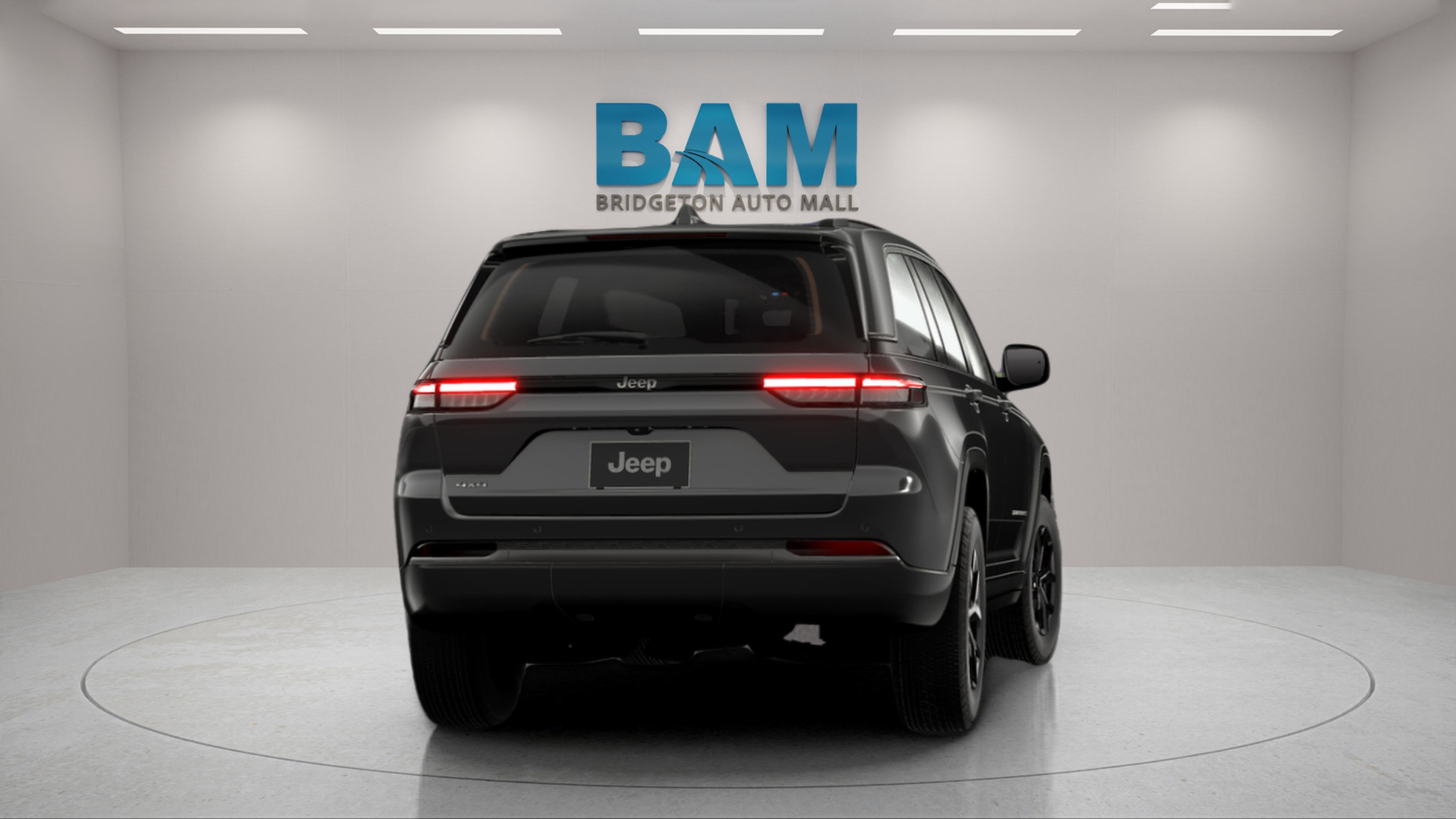 2026 Jeep Grand Cherokee GRAND CHEROKEE LAREDO ALTITUDE 4X4