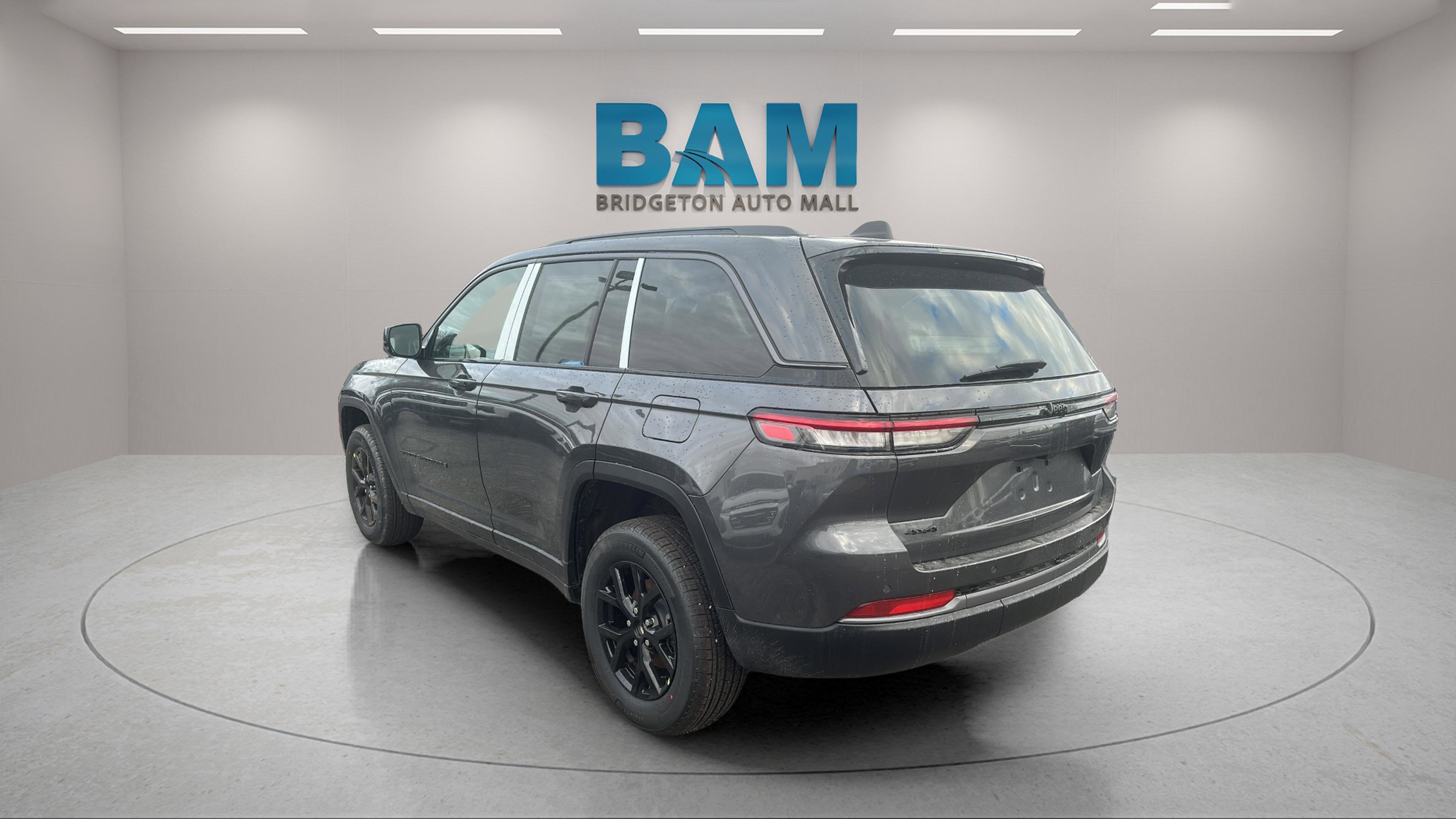 2026 Jeep Grand Cherokee GRAND CHEROKEE ALTITUDE 4X4