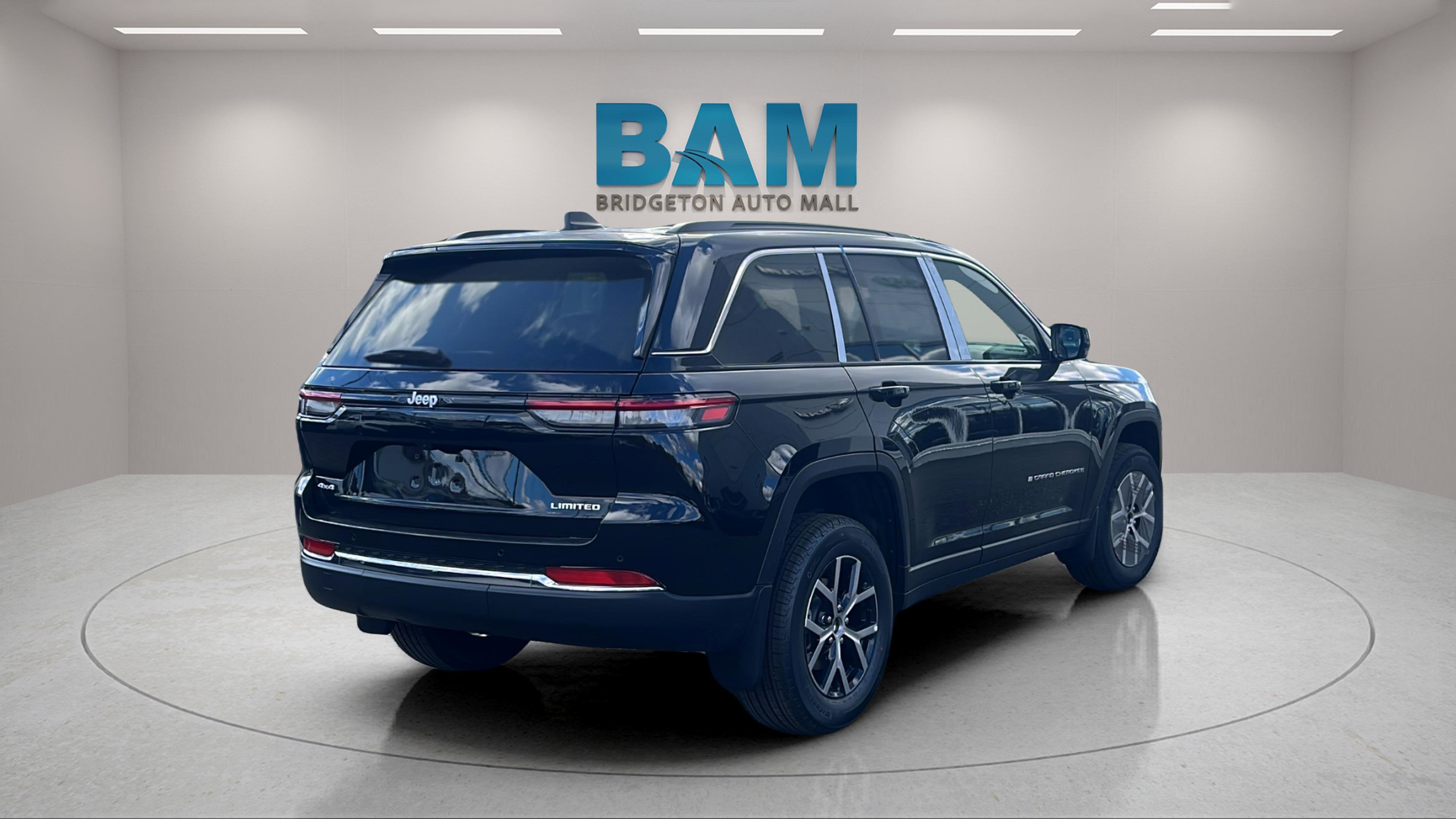 2025 Jeep Grand Cherokee GRAND CHEROKEE LIMITED 4X4
