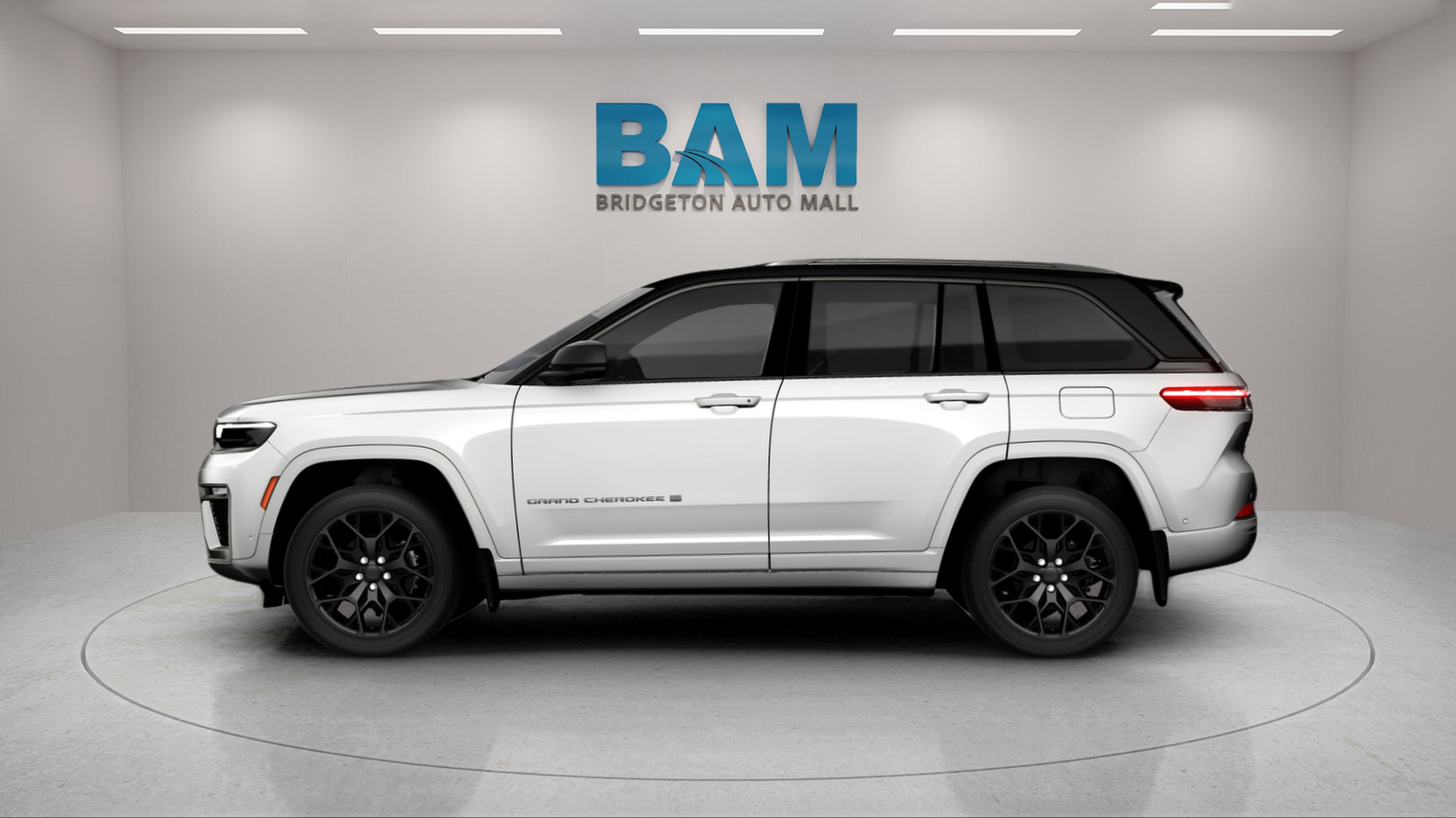 2026 Jeep Grand Cherokee GRAND CHEROKEE SUMMIT 4X4