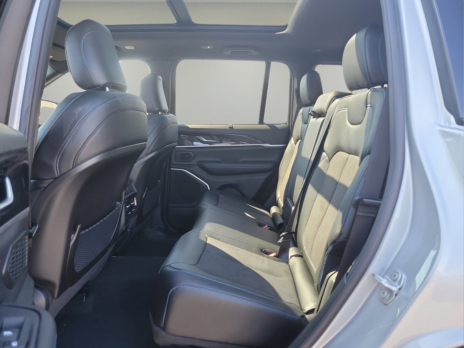 2023 Jeep Grand Cherokee 4xe Trailhawk