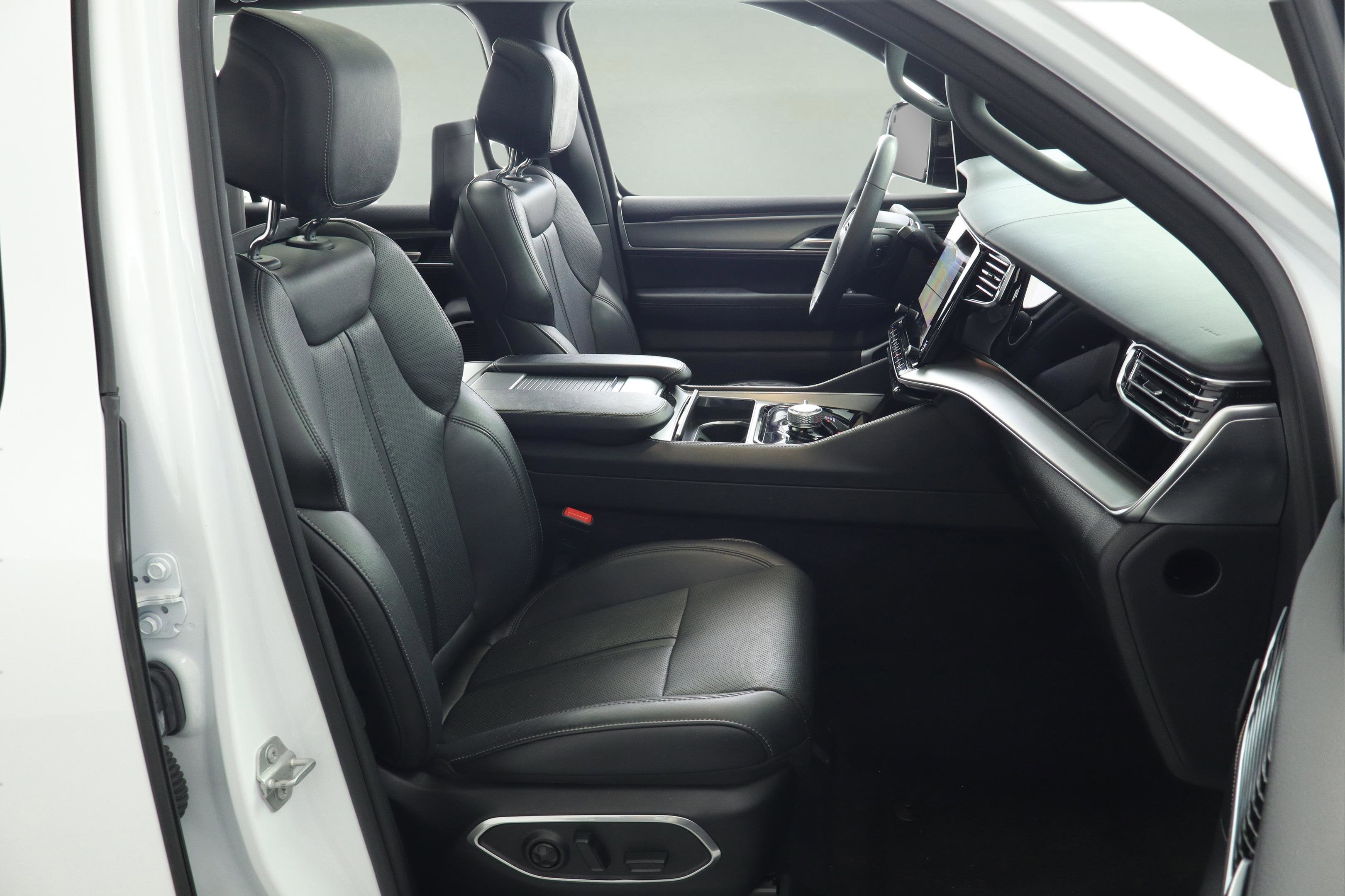 2023 Jeep Wagoneer Series II Carbide 4x4