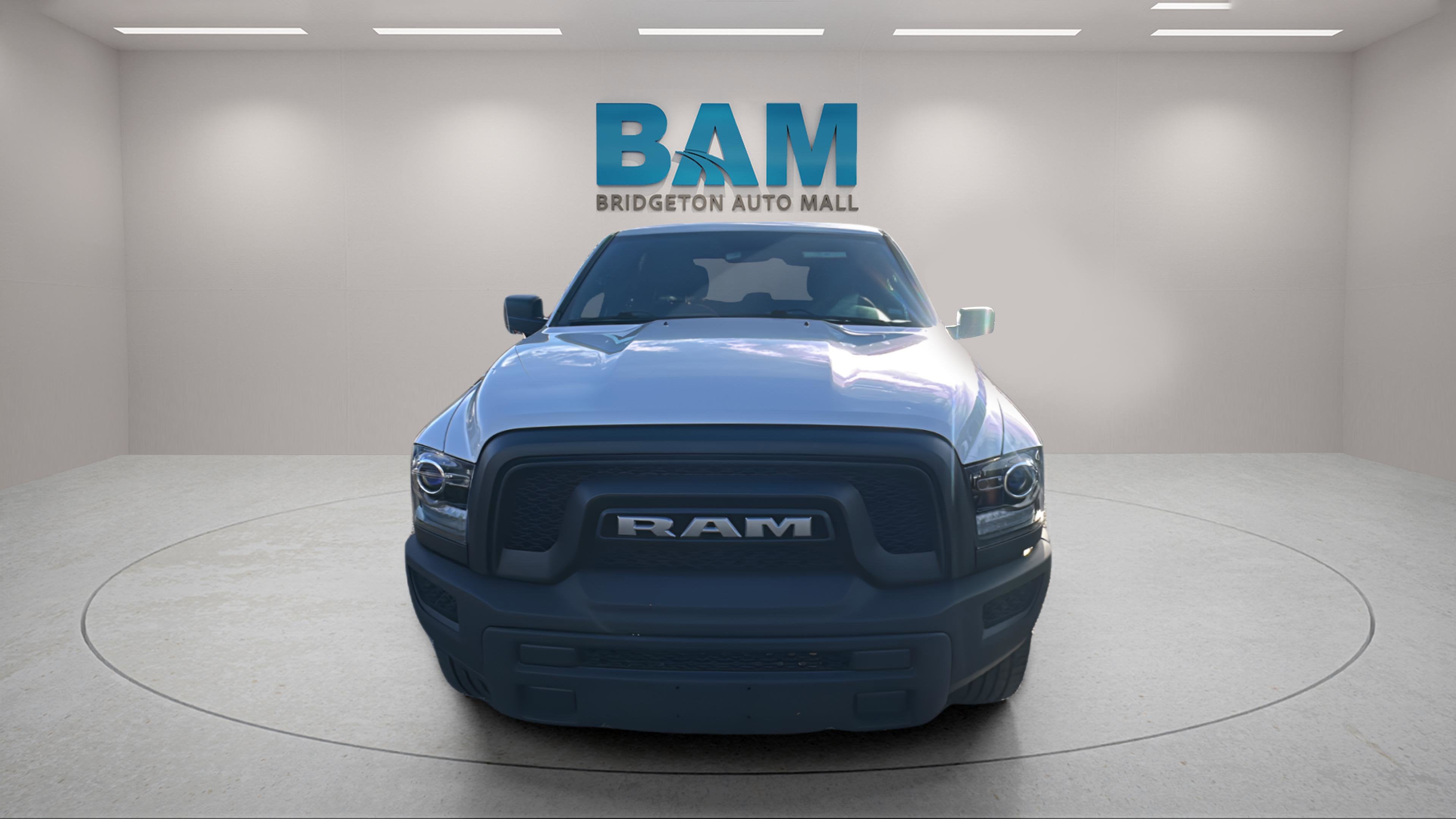 2024 RAM 1500 Classic Warlock Crew Cab 4x2 5'7' Box