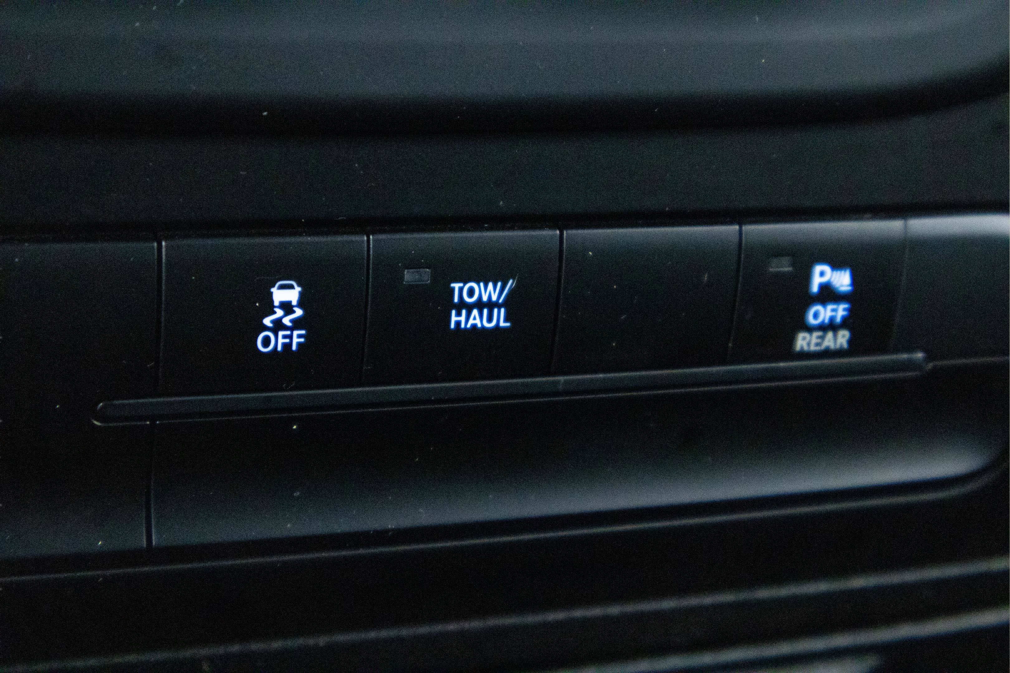 2024 RAM 1500 Classic Warlock Crew Cab 4x2 5'7' Box