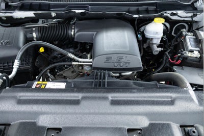 2024 RAM 1500 Classic Warlock Crew Cab 4x2 5'7' Box