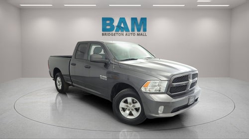 2017 RAM 1500 Express Quad Cab 4x4 6'4' Box