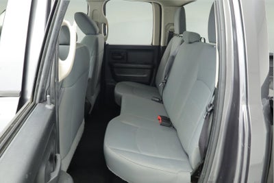 2017 RAM 1500 Express Quad Cab 4x4 6'4' Box