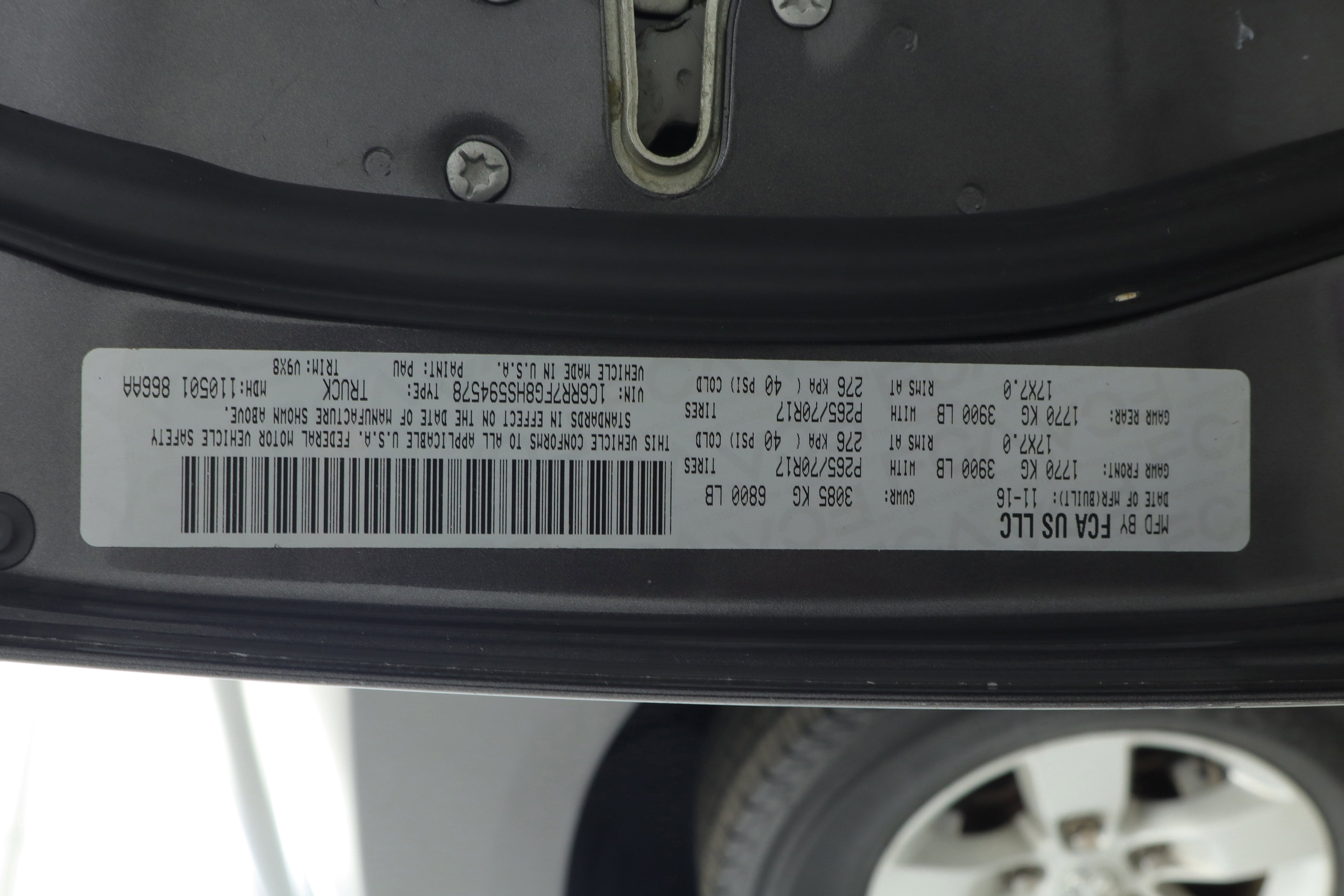 2017 RAM 1500 Express Quad Cab 4x4 6'4' Box