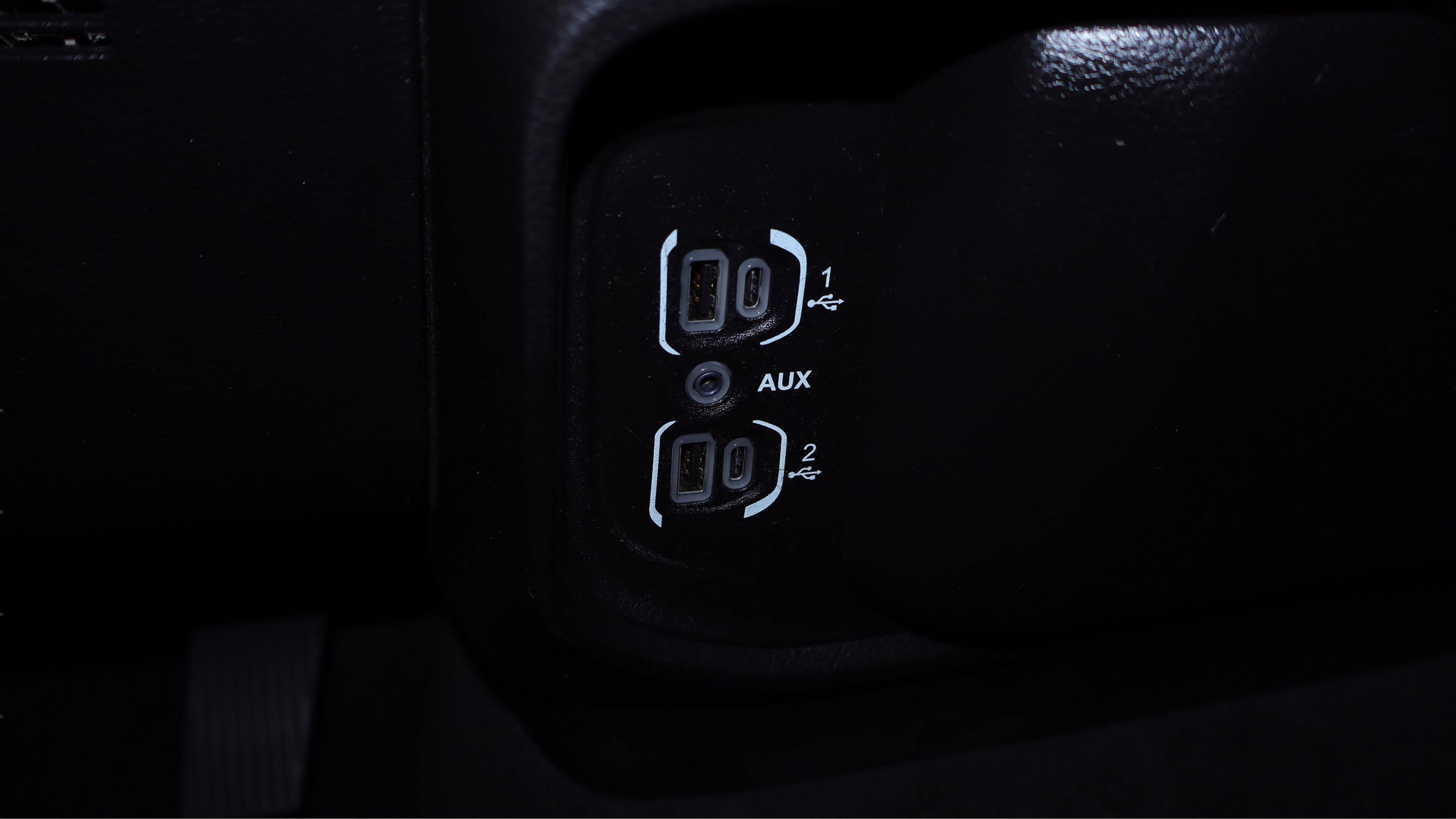 2021 RAM 1500 Big Horn Quad Cab 4x4 6'4' Box