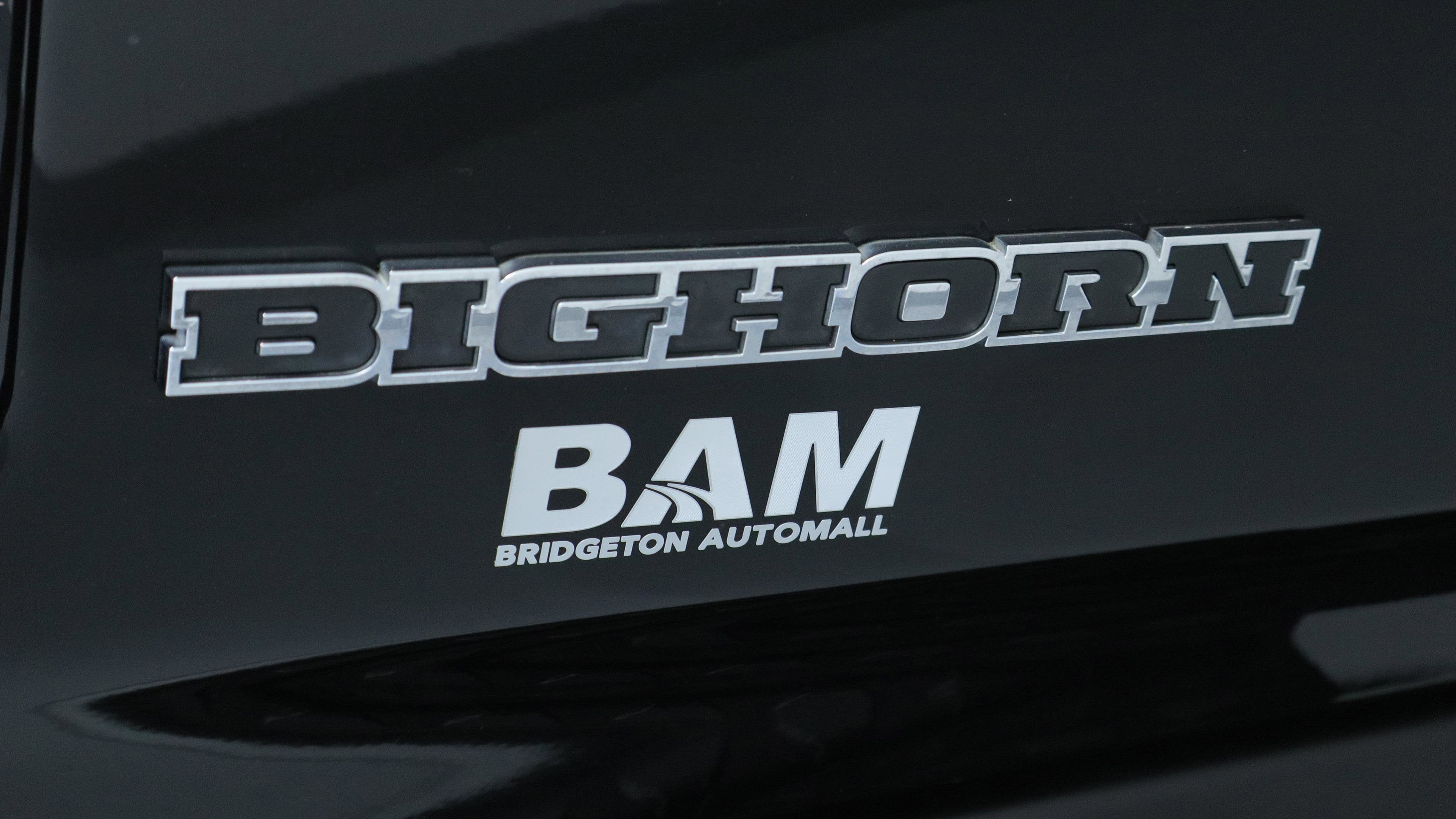 2021 RAM 1500 Big Horn Quad Cab 4x4 6'4' Box