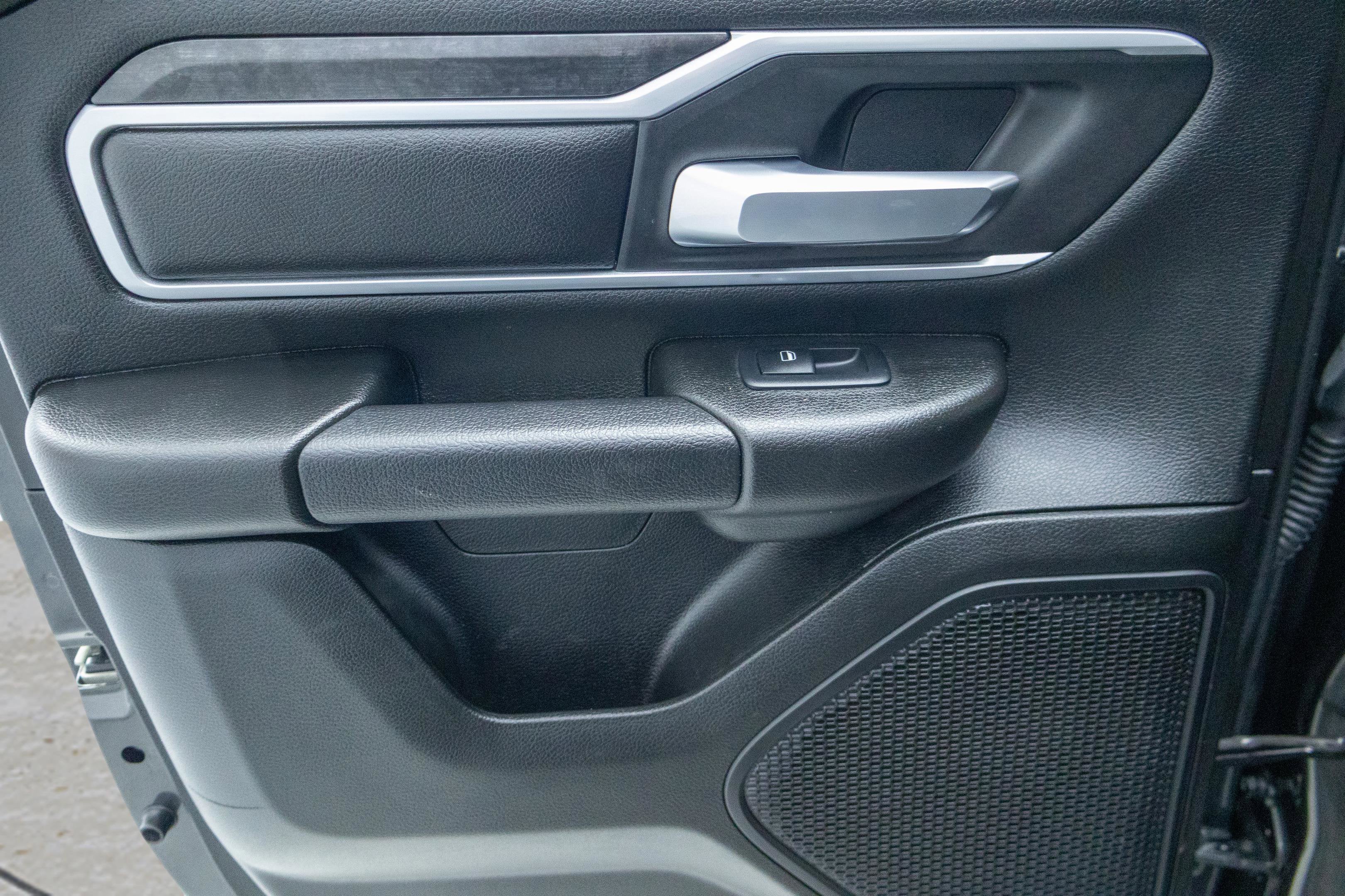 2022 RAM 1500 Big Horn Quad Cab 4x4 6'4' Box