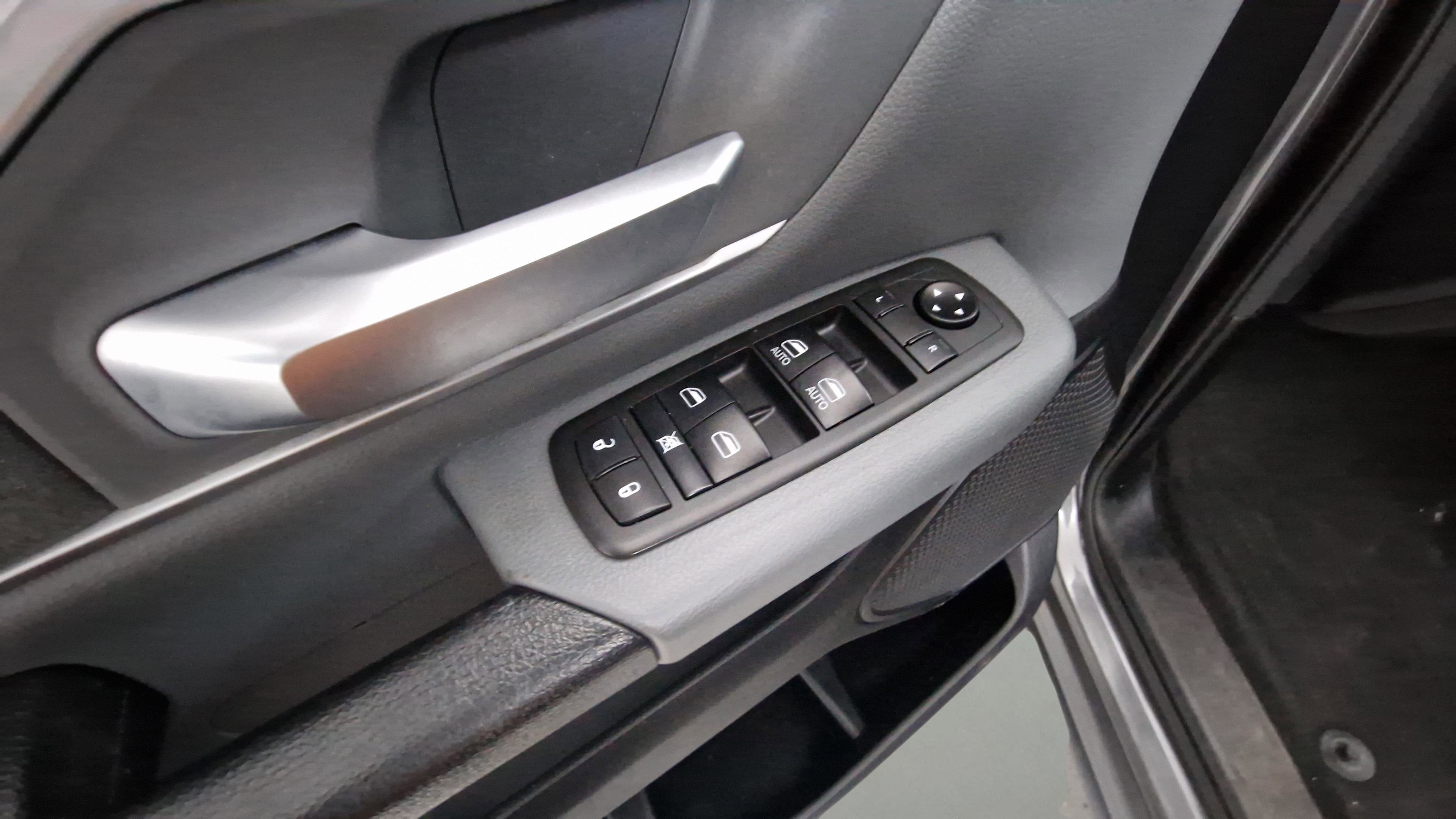 2021 RAM 1500 Big Horn Crew Cab 4x4 5'7' Box