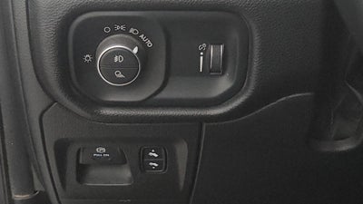 2022 RAM 1500 Lone Star Crew Cab 4x4 5'7' Box