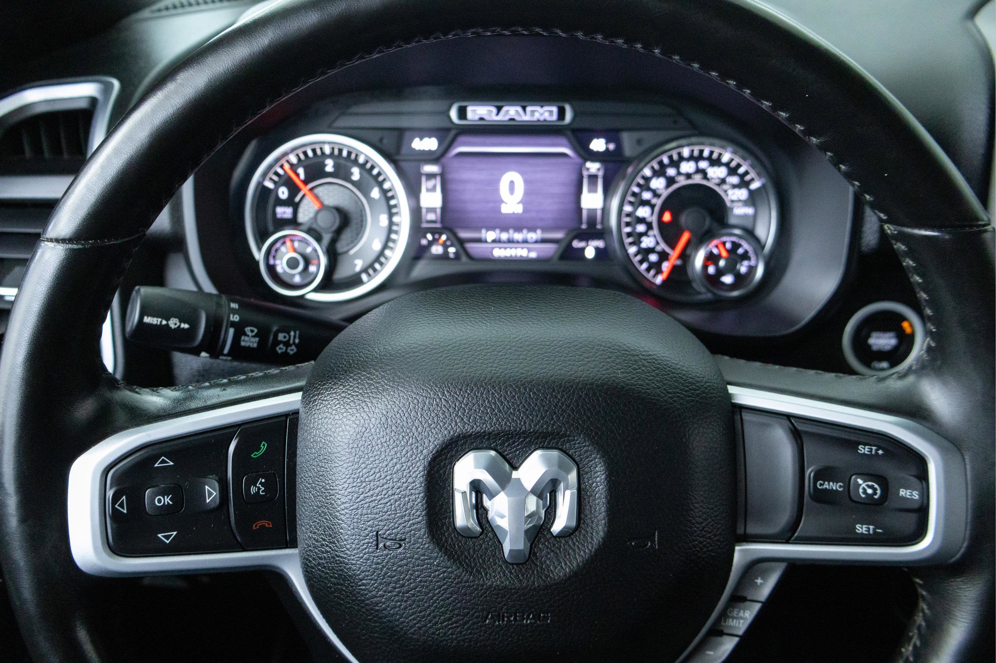 2021 RAM 1500 Big Horn Crew Cab 4x4 5'7' Box