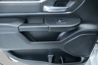 2021 RAM 1500 Big Horn Crew Cab 4x4 5'7' Box