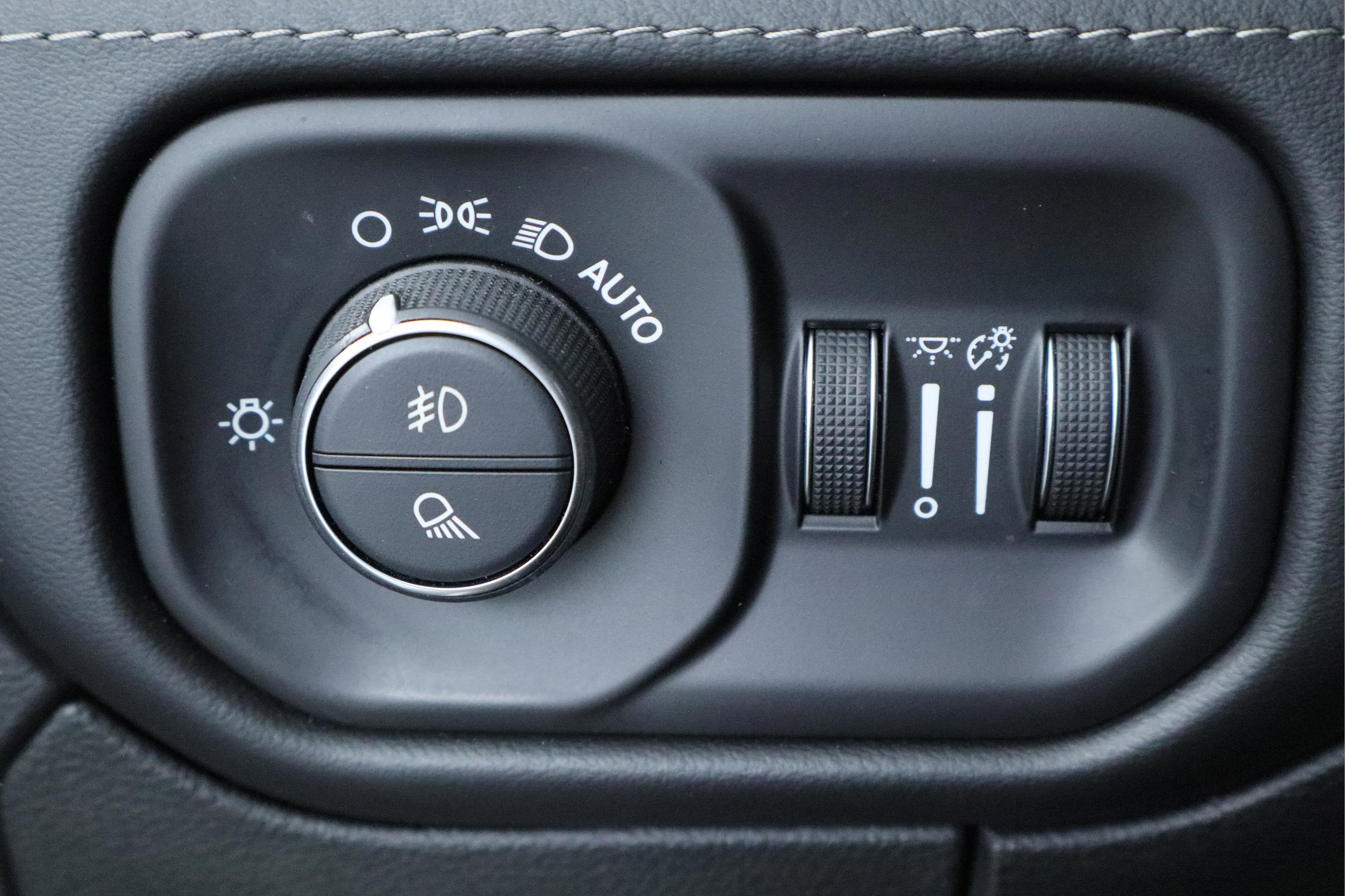 2023 RAM 1500 Limited Crew Cab 4x4 5'7' Box