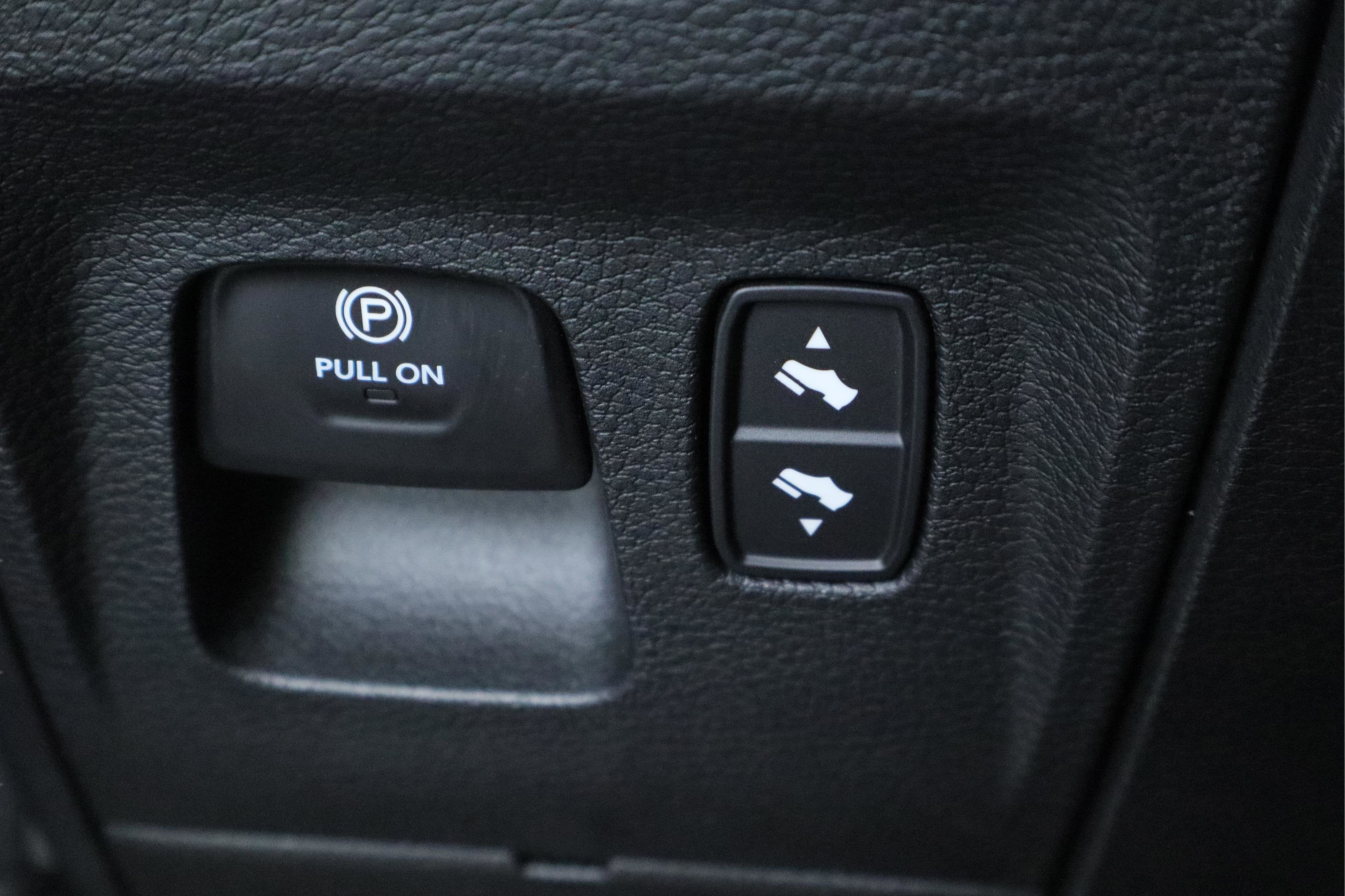 2023 RAM 1500 Limited Crew Cab 4x4 5'7' Box