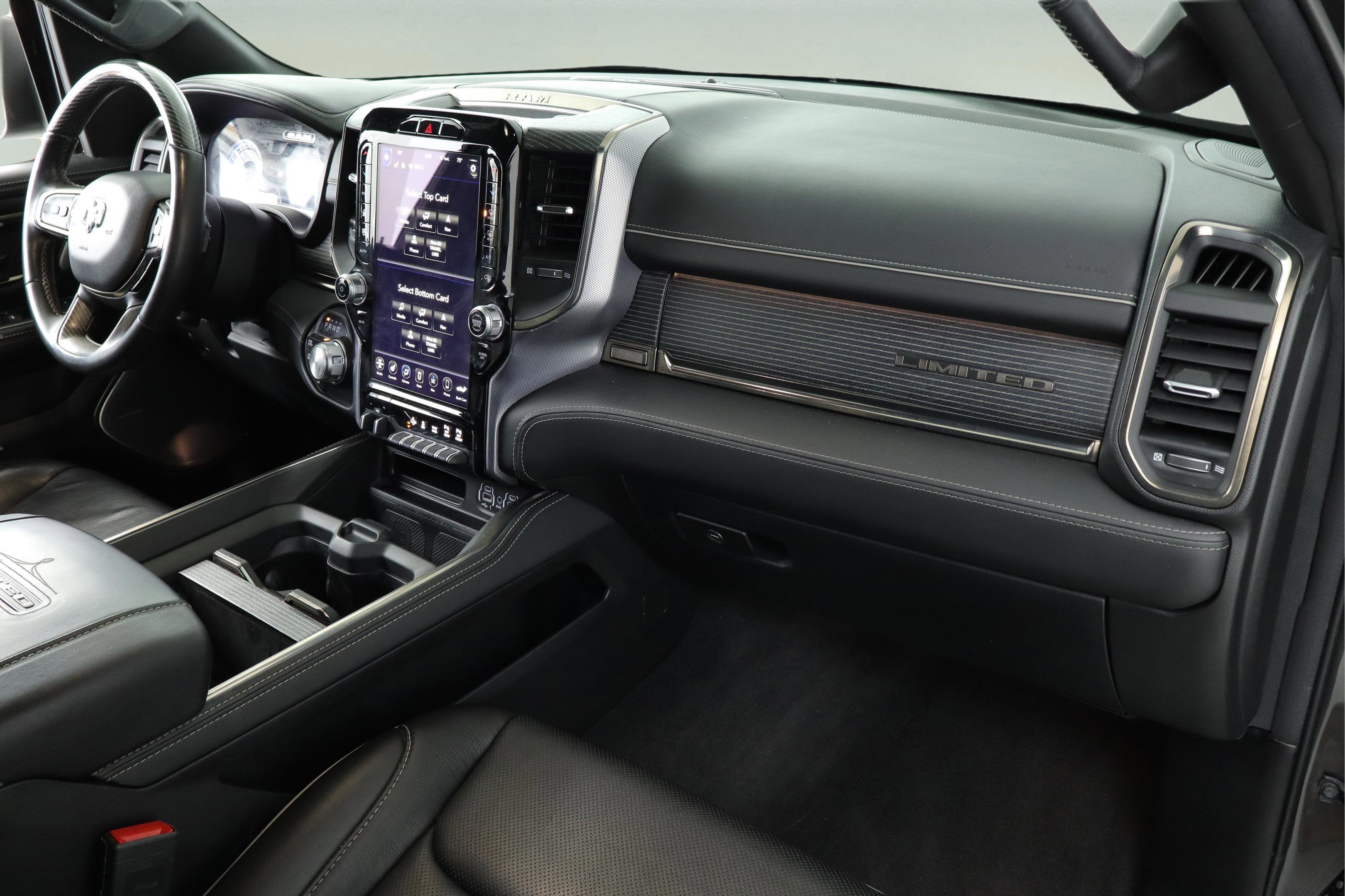 2021 RAM 1500 Limited Crew Cab 4x4 5'7' Box