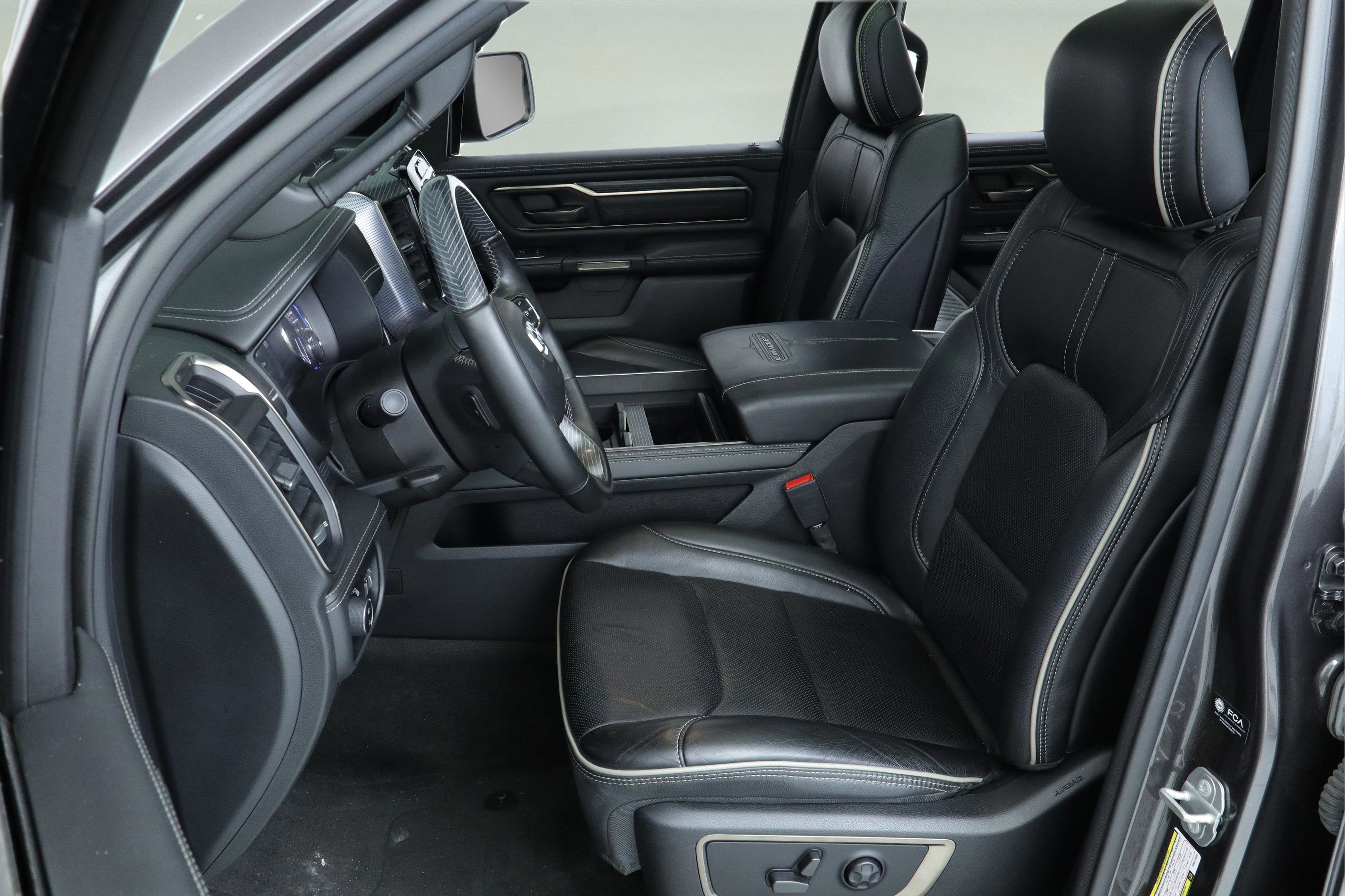 2021 RAM 1500 Limited Crew Cab 4x4 5'7' Box