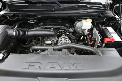 2019 RAM 1500 Laramie Crew Cab 4x4 5'7' Box