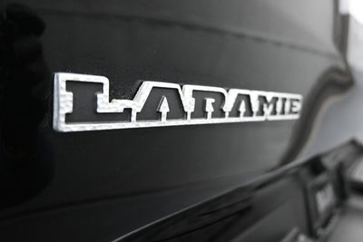 2019 RAM 1500 Laramie Crew Cab 4x4 5'7' Box