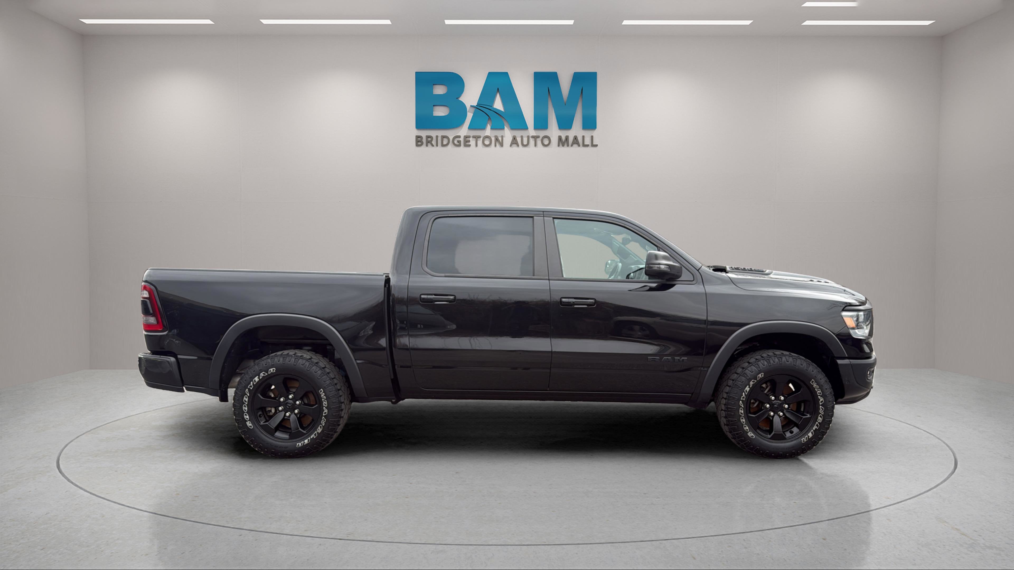 2023 RAM 1500 Rebel Crew Cab 4x4 5'7' Box