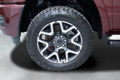 2025 RAM 1500 Laramie Crew Cab 4x4 6'4' Box