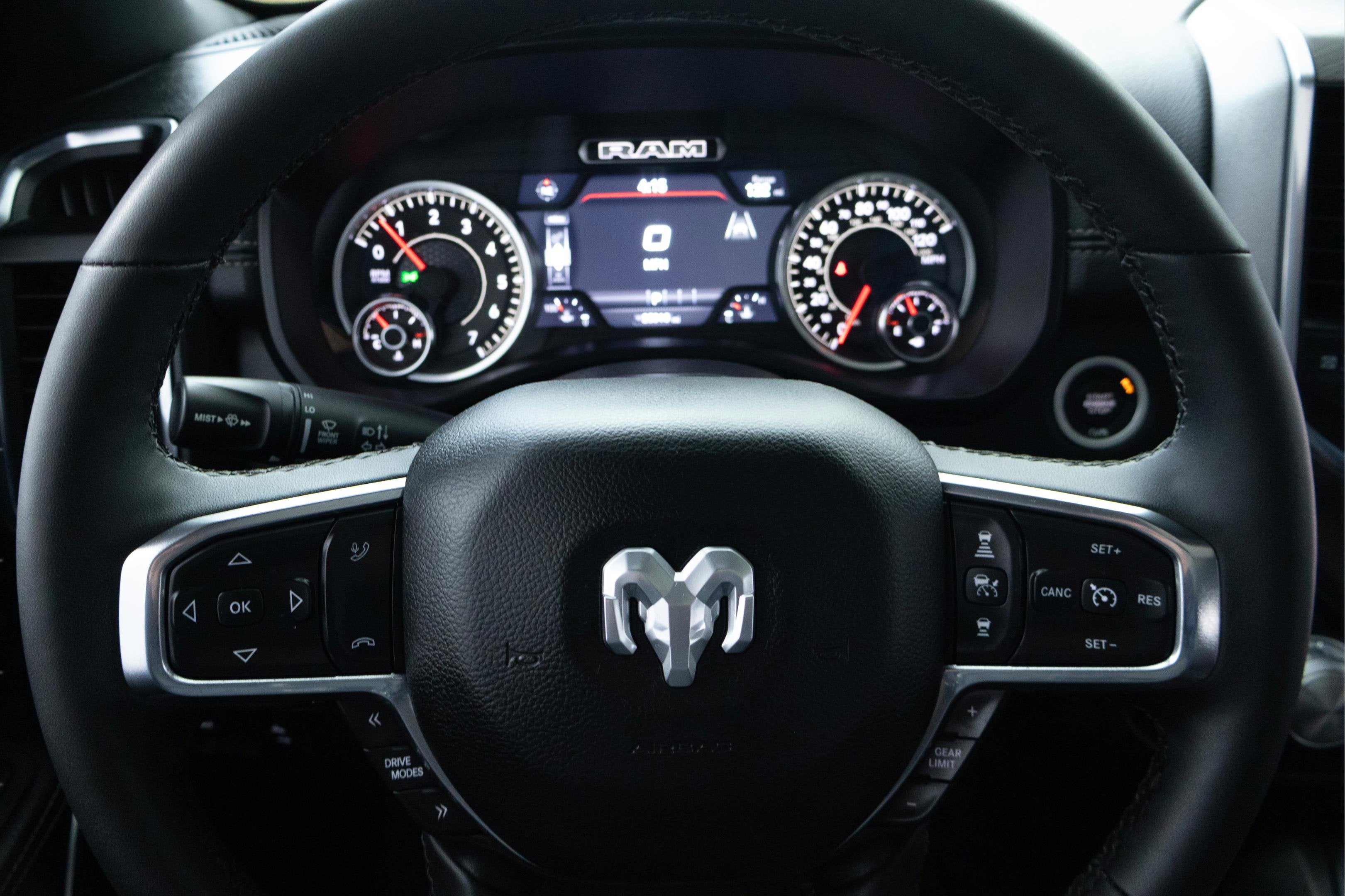 2025 RAM 1500 Laramie Crew Cab 4x4 6'4' Box