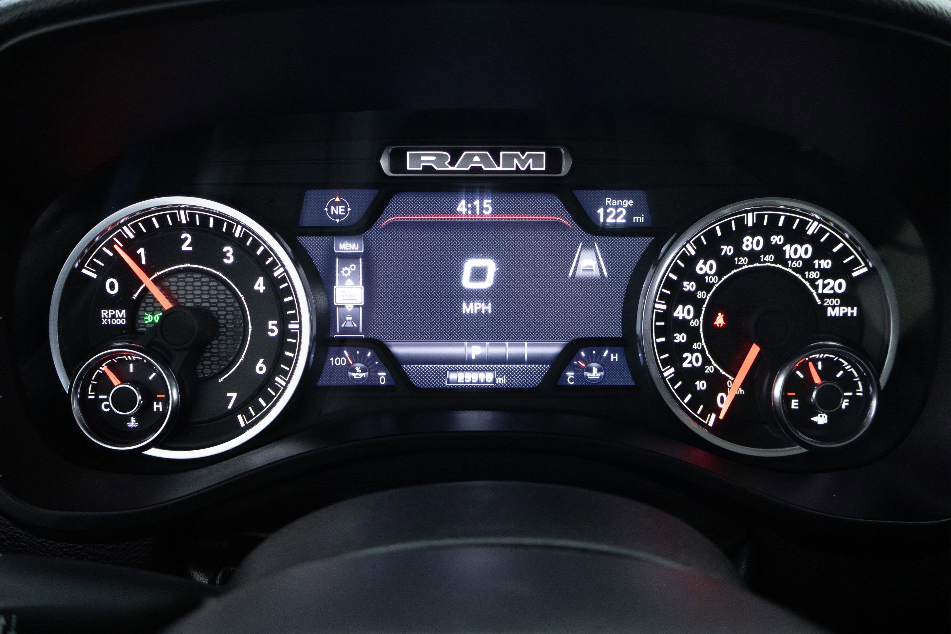 2025 RAM 1500 Laramie Crew Cab 4x4 6'4' Box