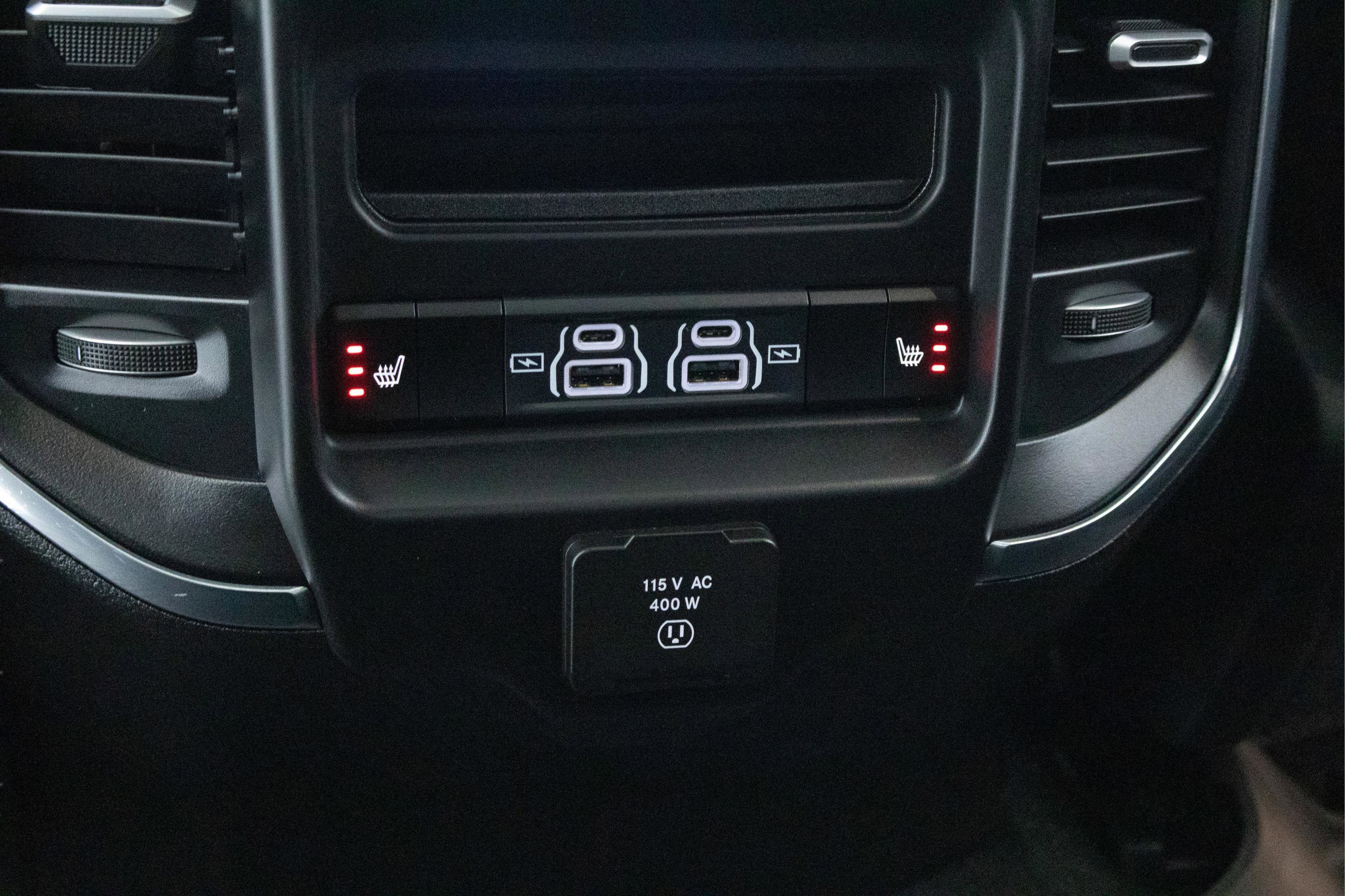 2025 RAM 1500 Laramie Crew Cab 4x4 6'4' Box