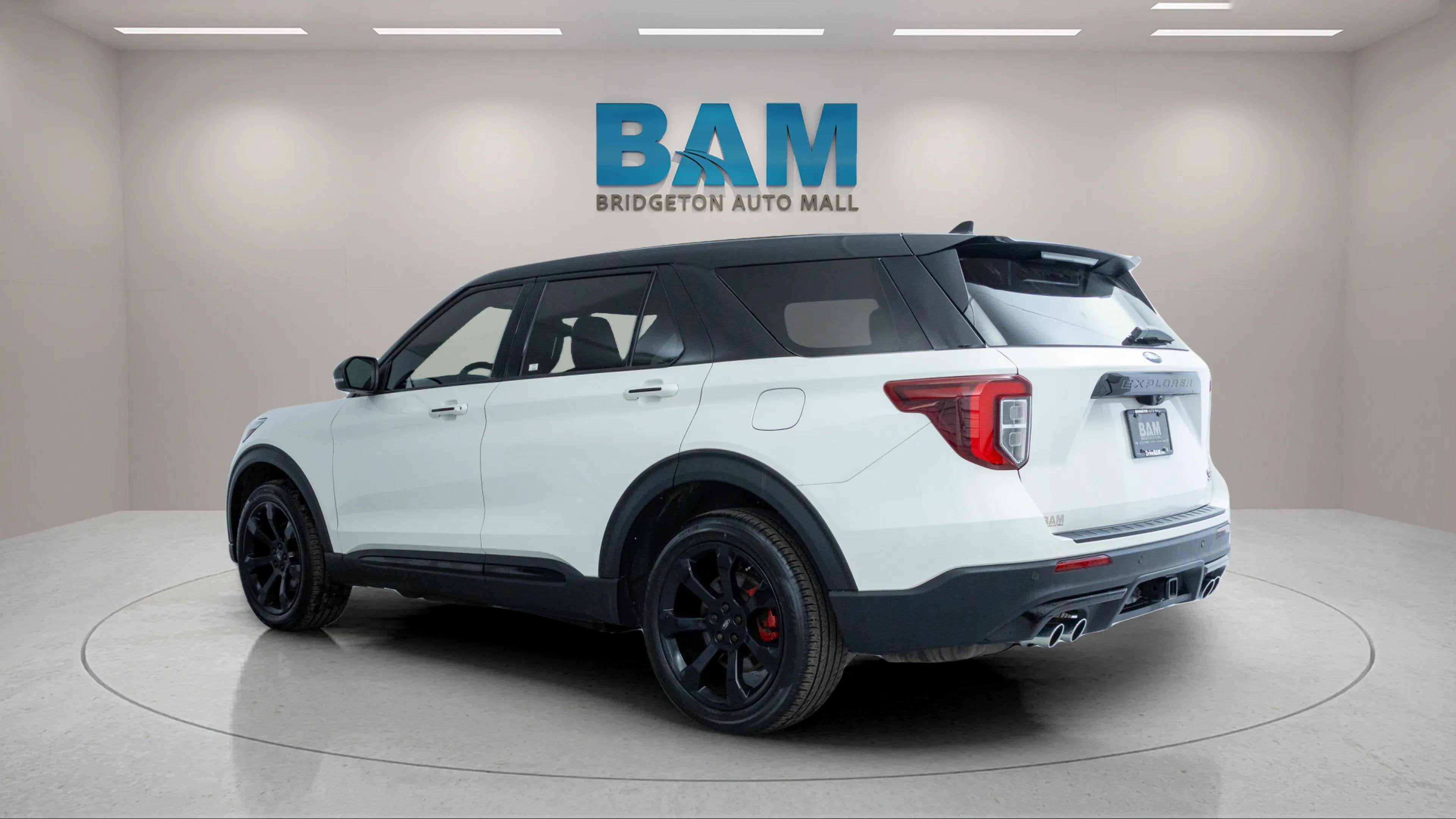 2022 Ford Explorer ST