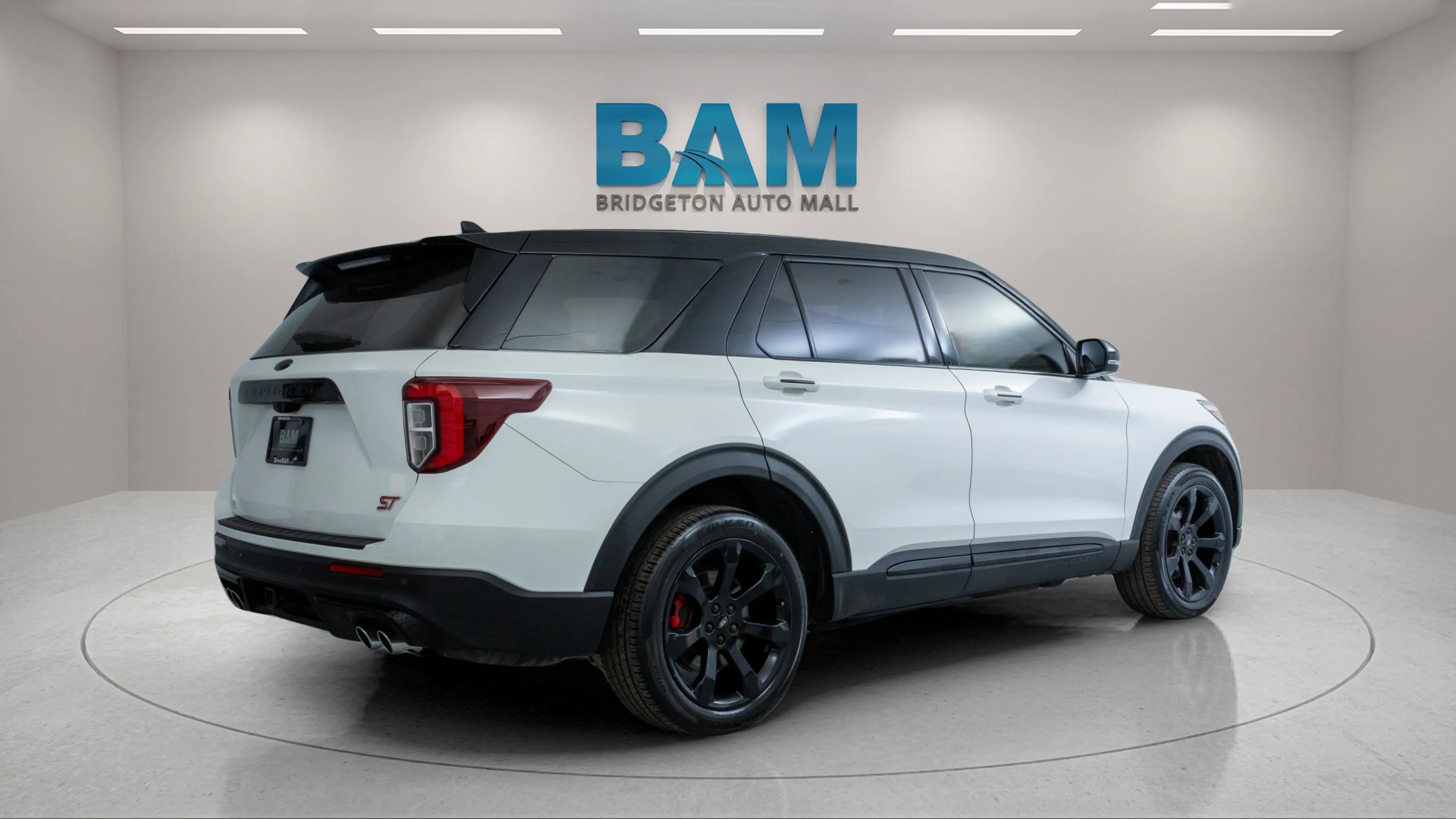 2022 Ford Explorer ST