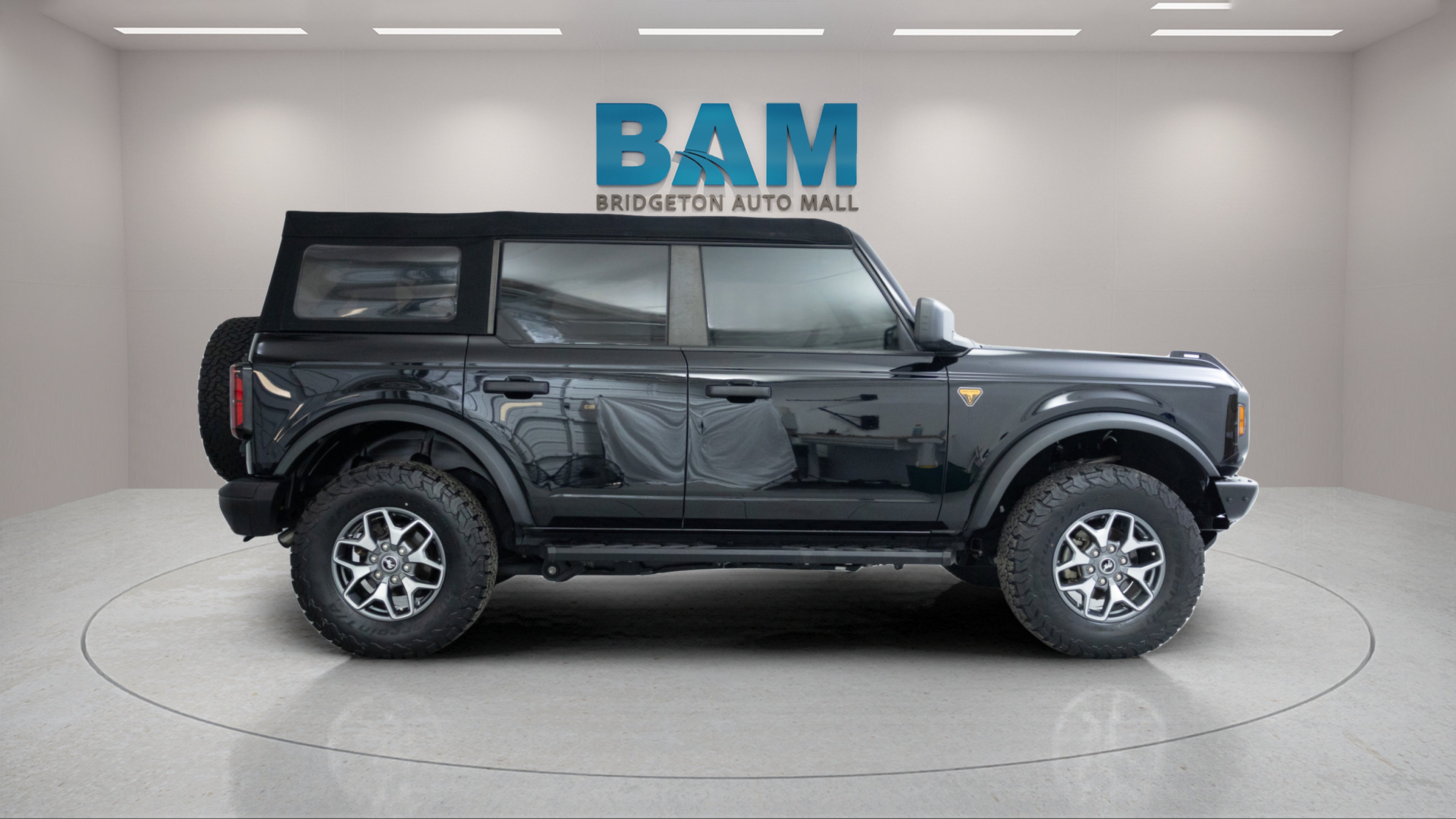 2022 Ford Bronco Base