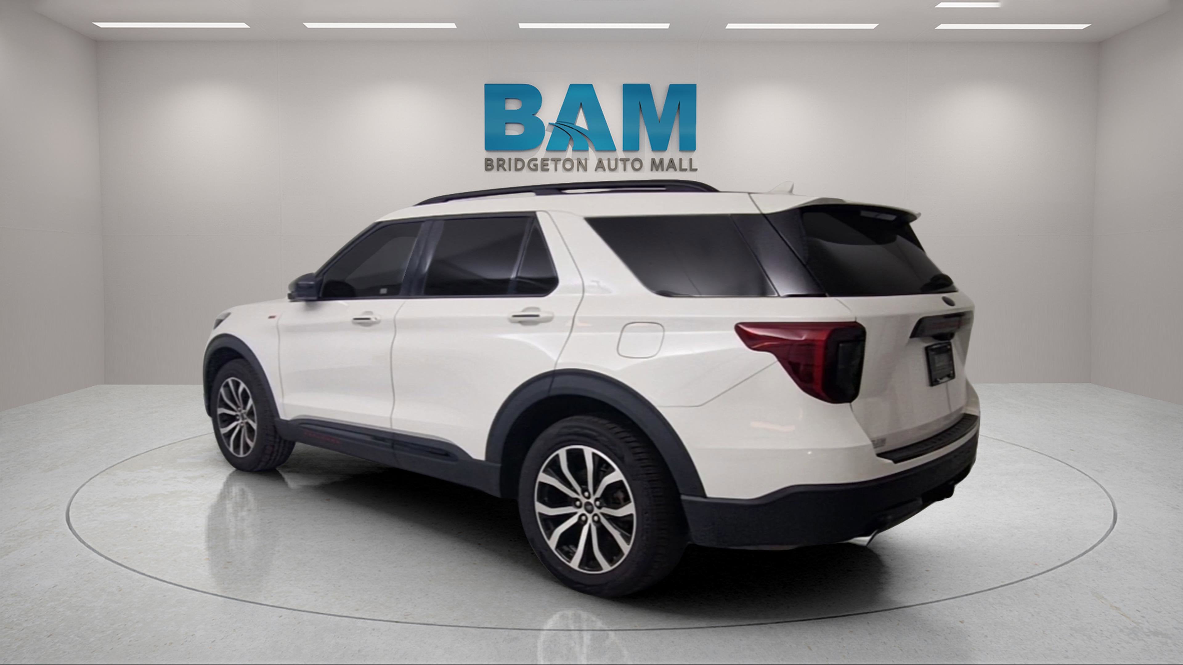 2022 Ford Explorer ST-Line