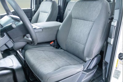 2022 Ford F-150 Base