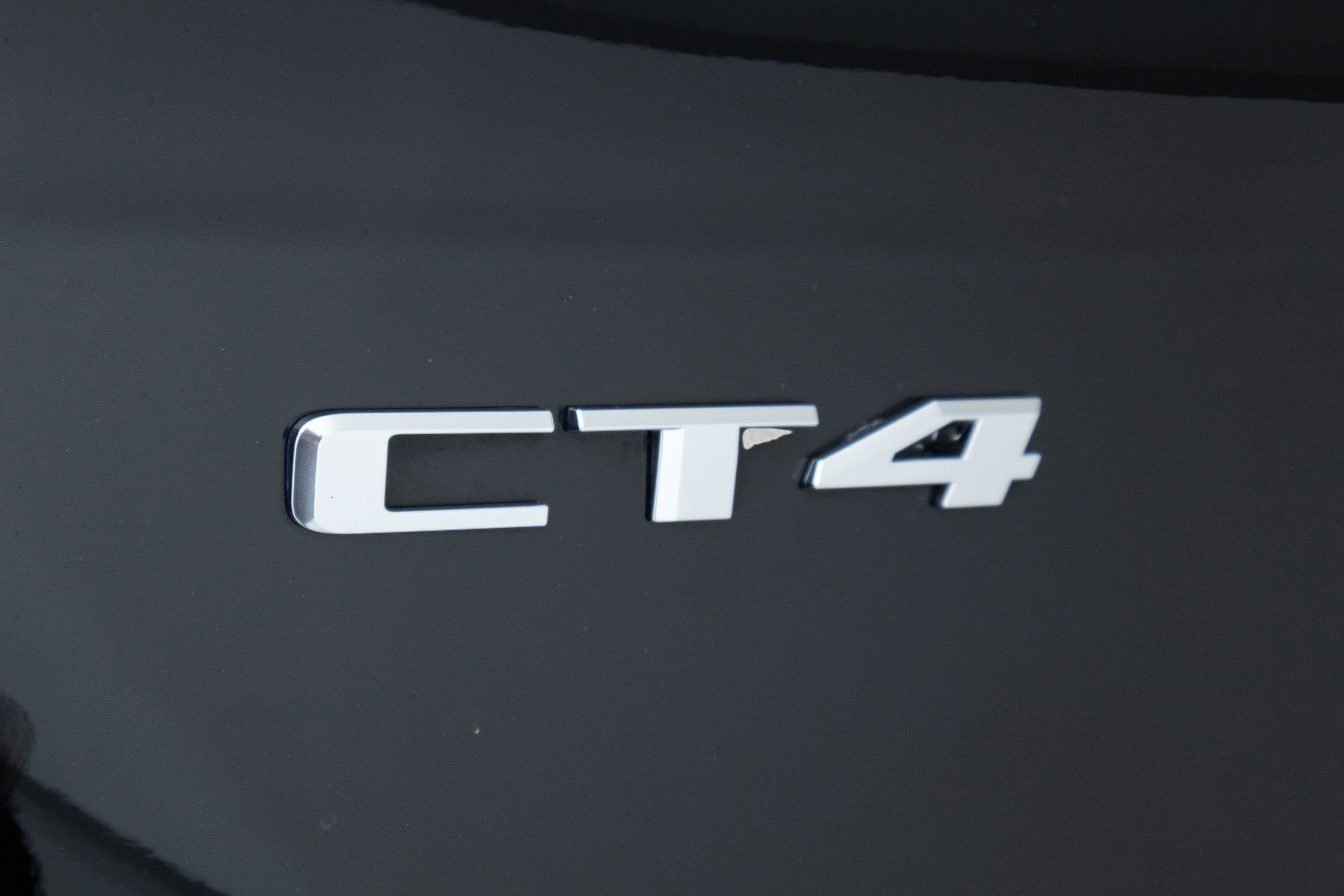 2023 Cadillac CT4 Luxury