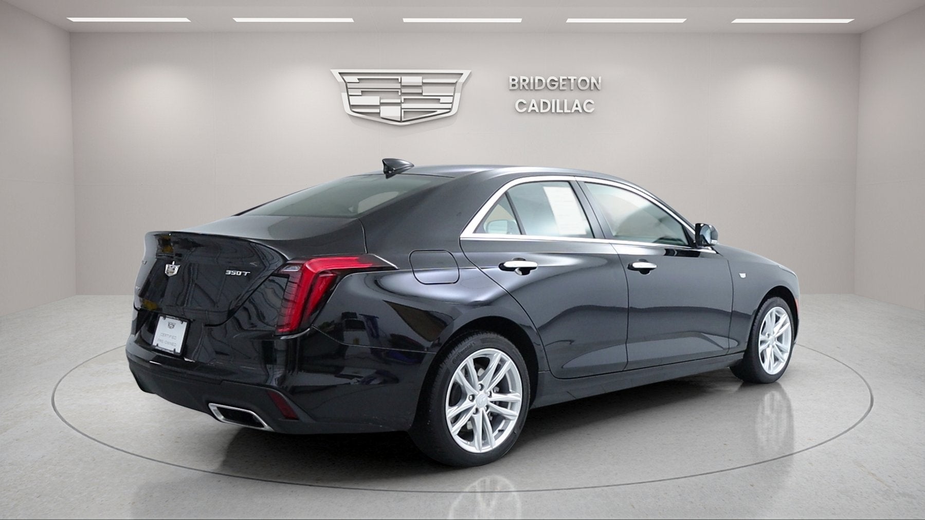 2023 Cadillac CT4 Luxury