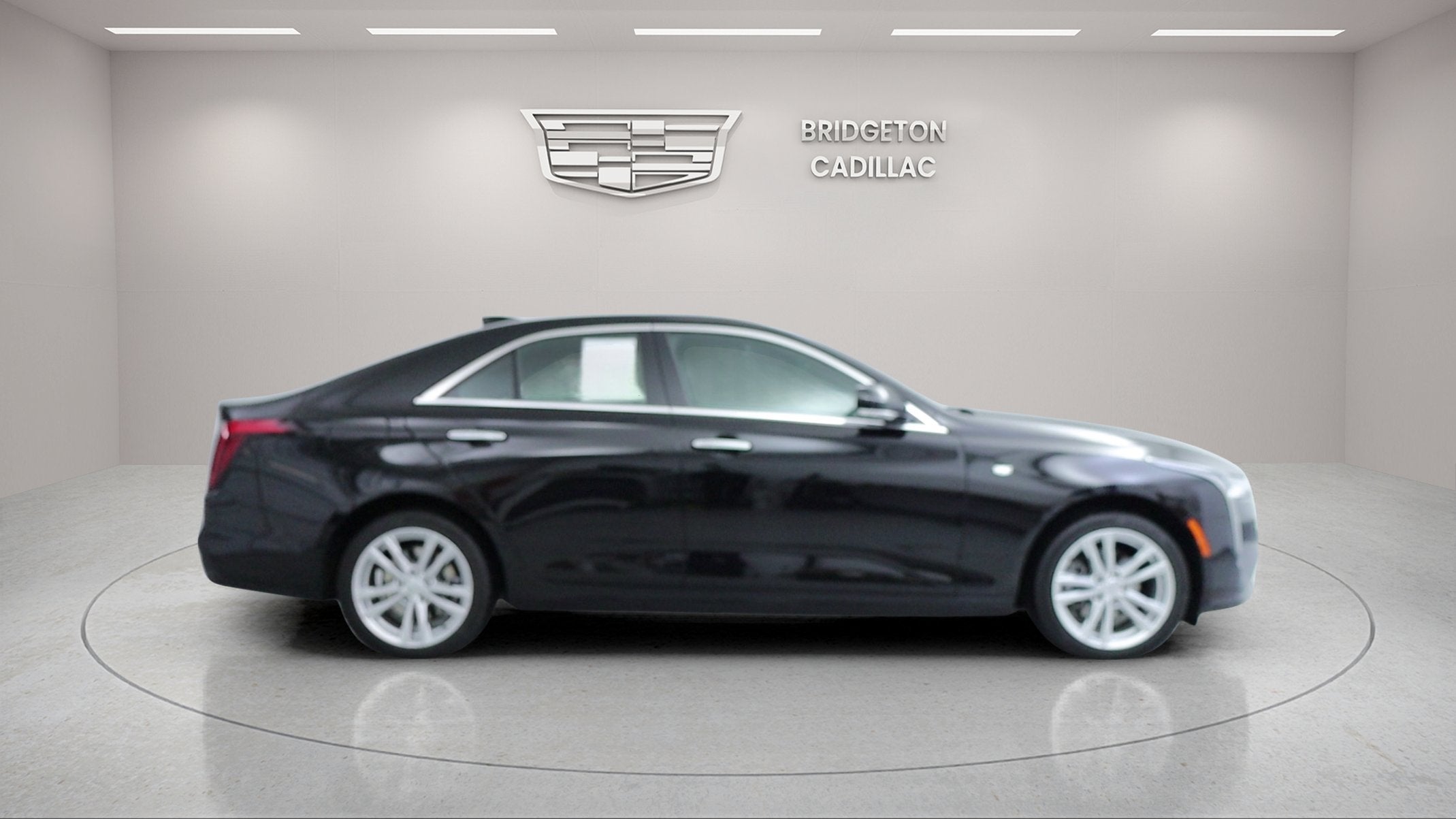 2023 Cadillac CT4 Luxury