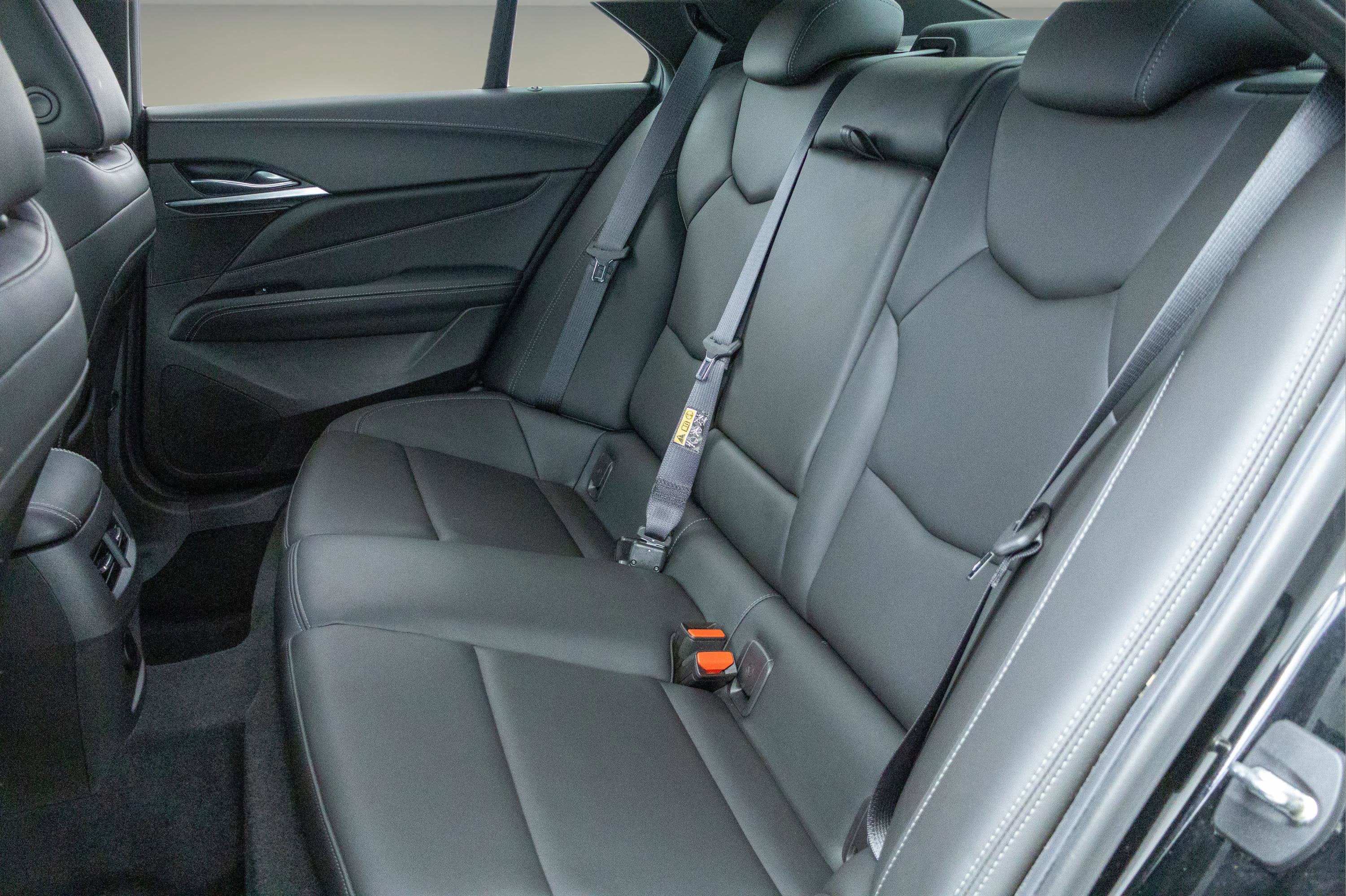 2023 Cadillac CT4 Luxury