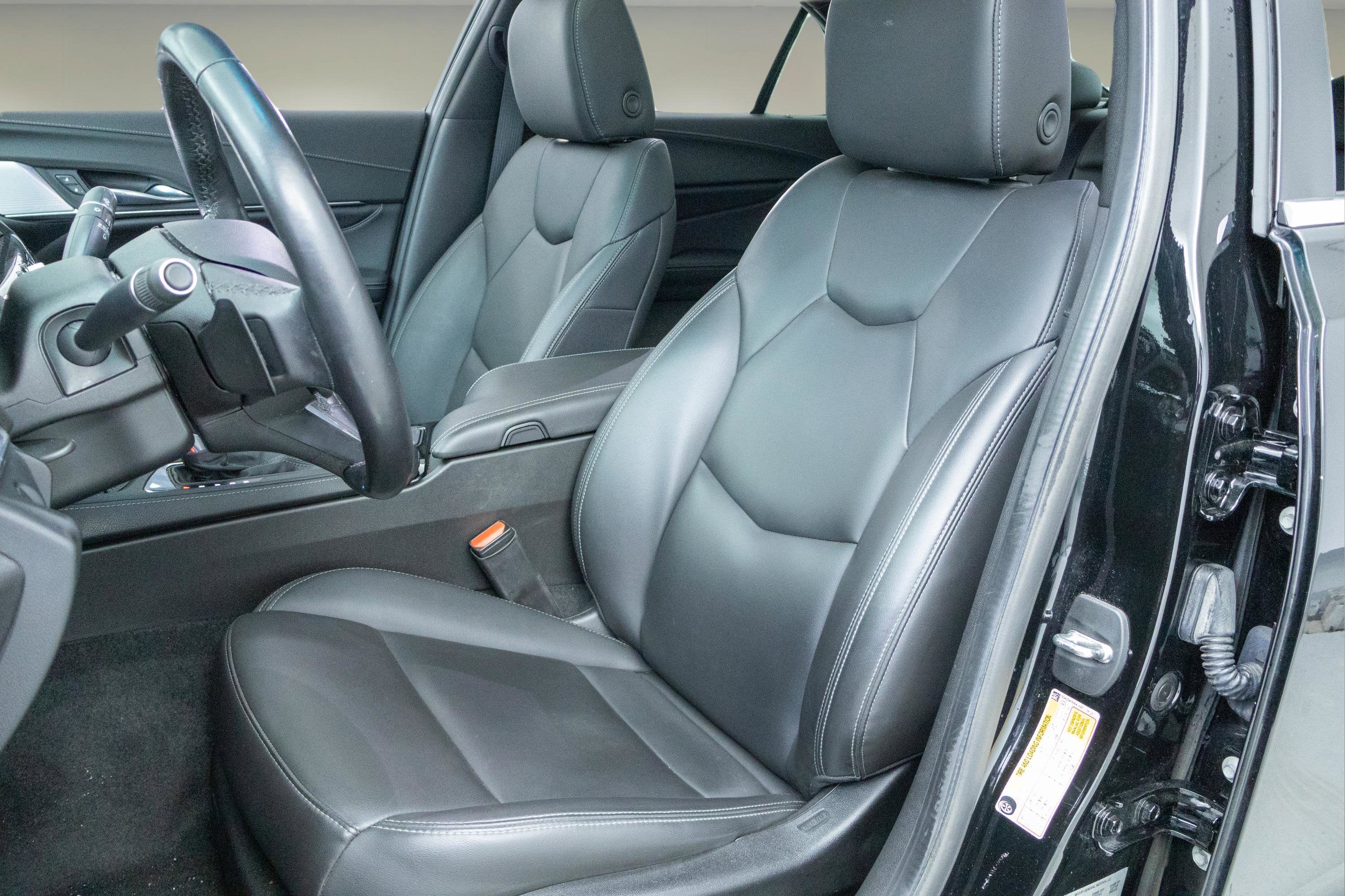 2023 Cadillac CT4 Luxury