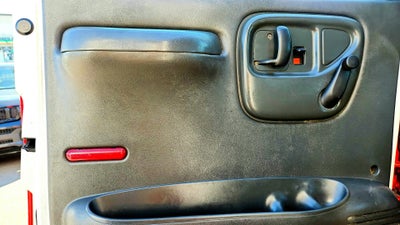 2005 Chevrolet CC5500 Regular Cab 2WD