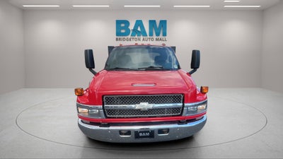 2005 Chevrolet CC5500 Regular Cab 2WD