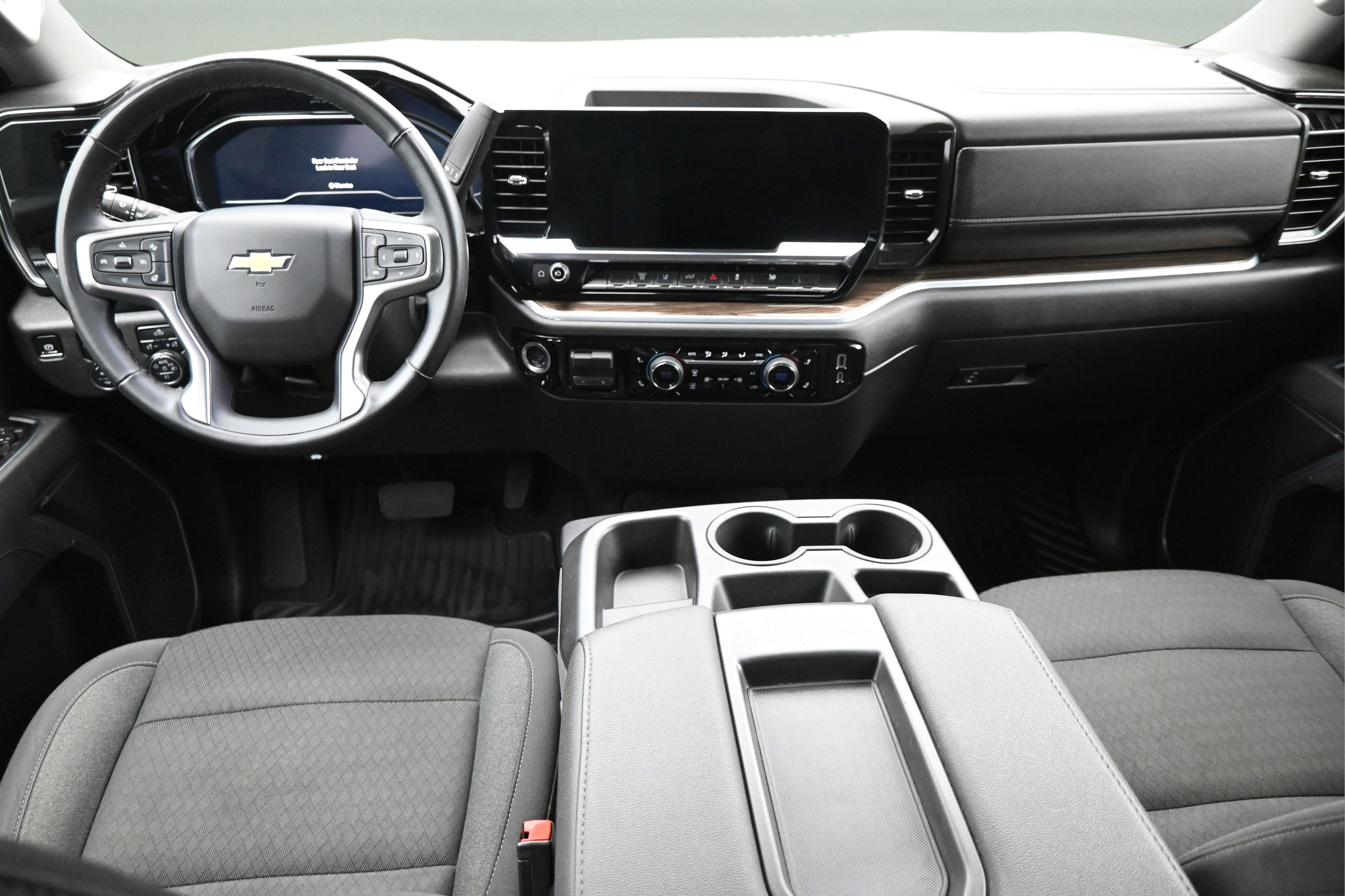 2025 Chevrolet Silverado 2500HD 4WD Crew Cab Long Bed LT