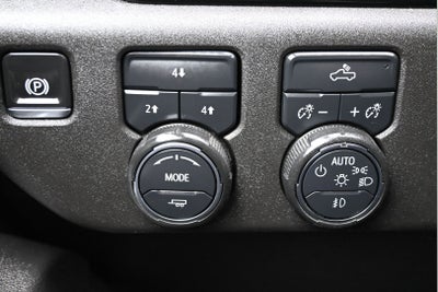 2025 Chevrolet Silverado 2500HD 4WD Crew Cab Long Bed LT