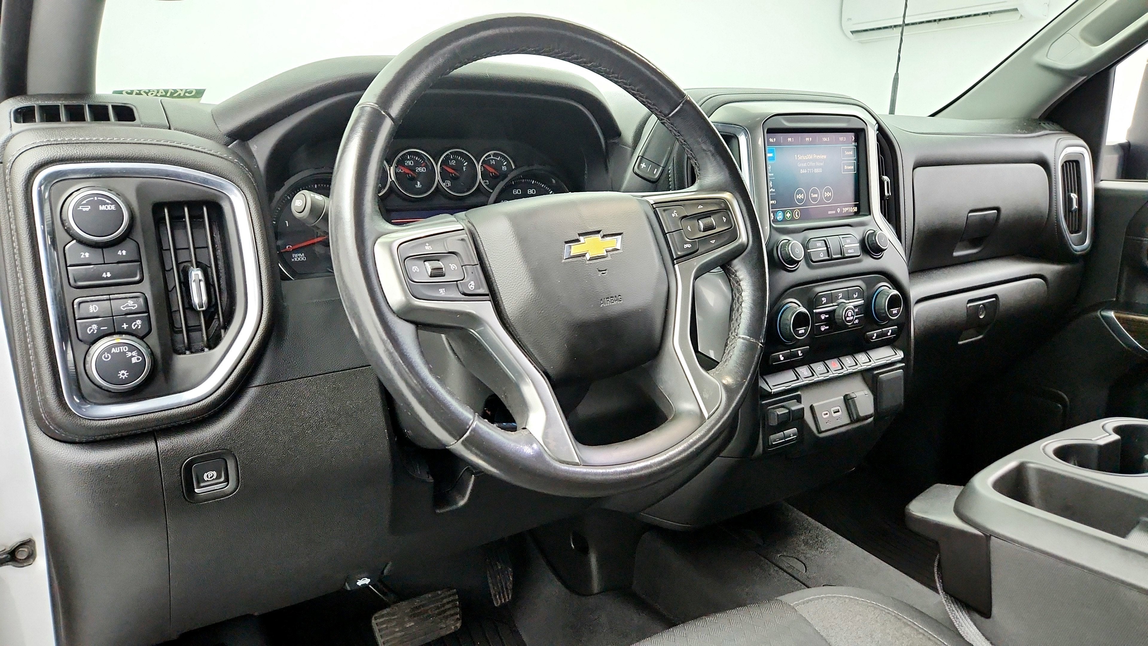 2022 Chevrolet Silverado 2500HD 4WD Crew Cab Standard Bed LT