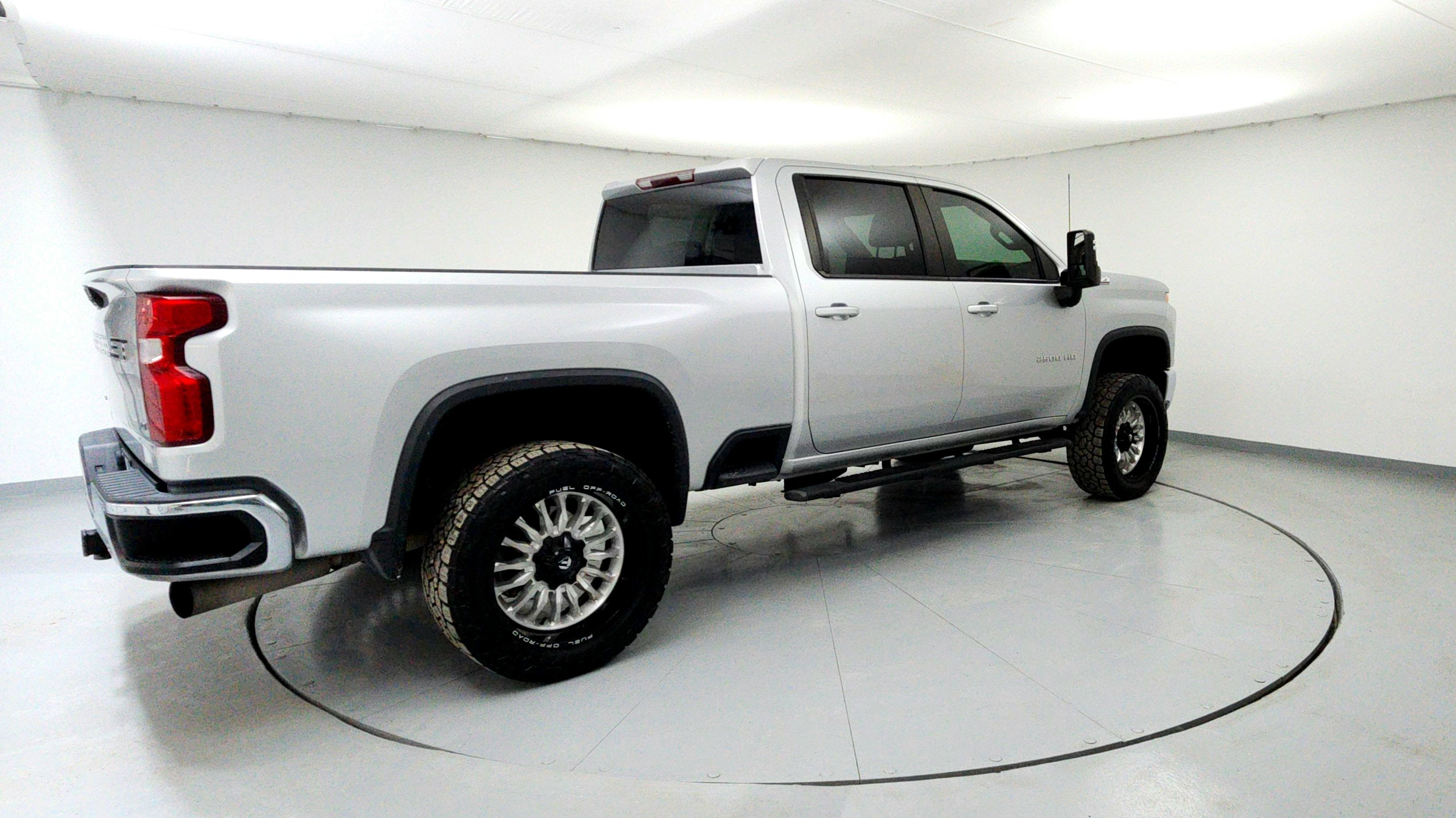 2022 Chevrolet Silverado 2500HD 4WD Crew Cab Standard Bed LT