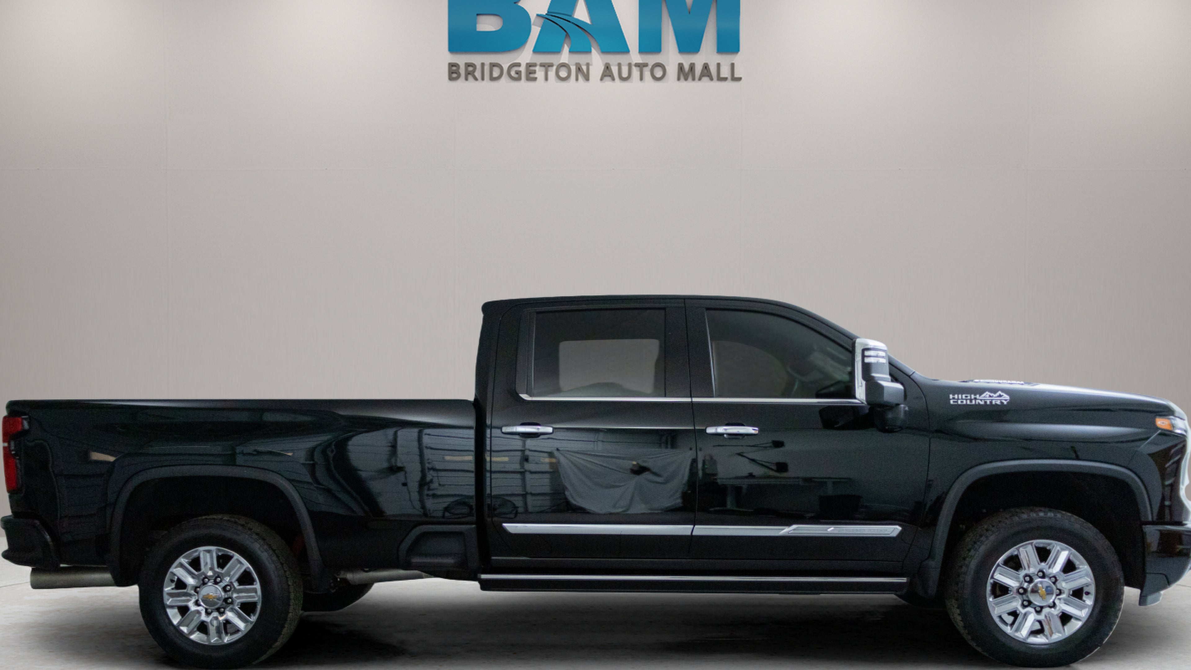2024 Chevrolet Silverado 2500HD 4WD Crew Cab Long Bed High Country