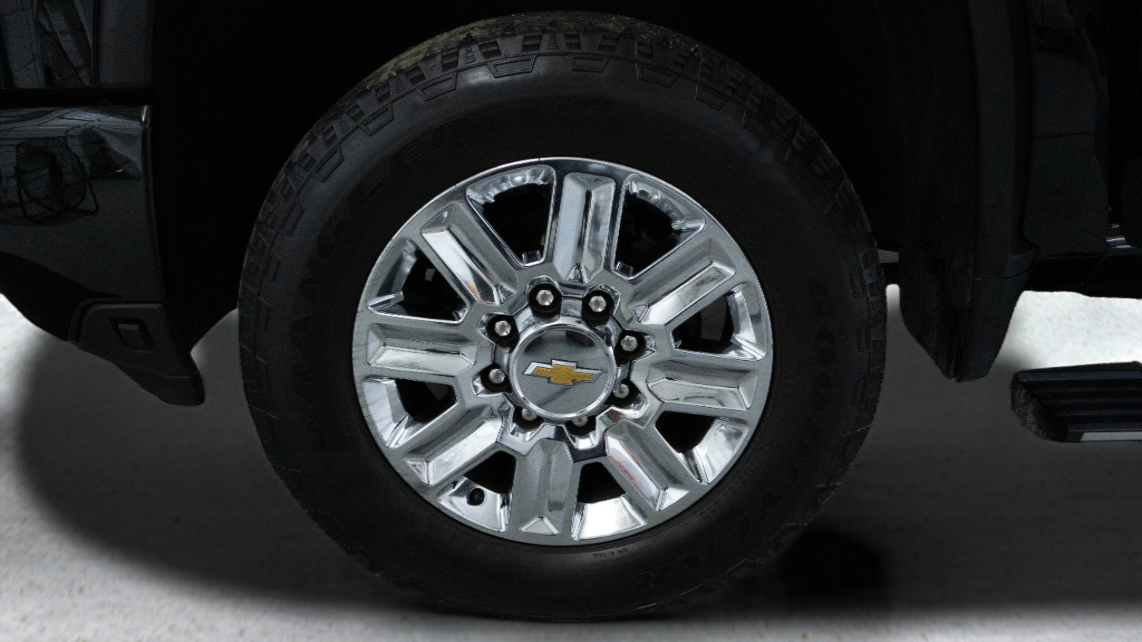 2024 Chevrolet Silverado 2500HD 4WD Crew Cab Long Bed High Country